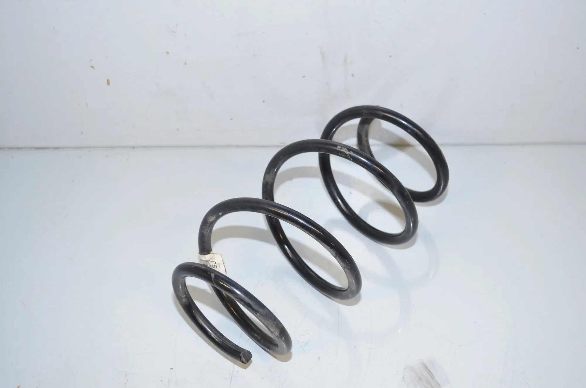 Front Left Coil Spring – OEM 6898617 · BMW 3 Touring (G21) (2019 - -) 320 d 2019 – 2