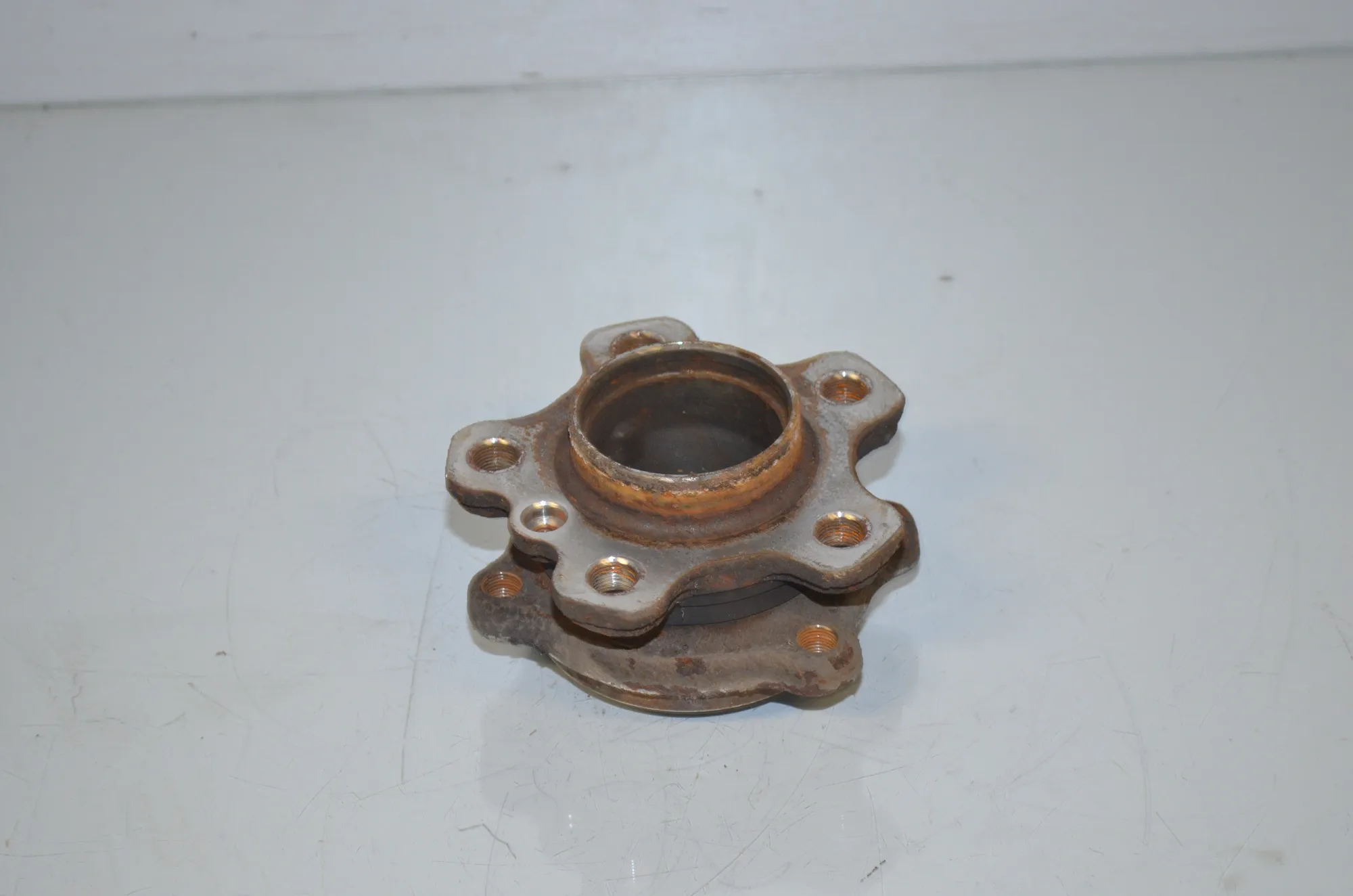Front Right Wheel Bearing – OEM 6899176 · BMW 3 Touring (G21) (2019 - -) 320 d 2019 – 2