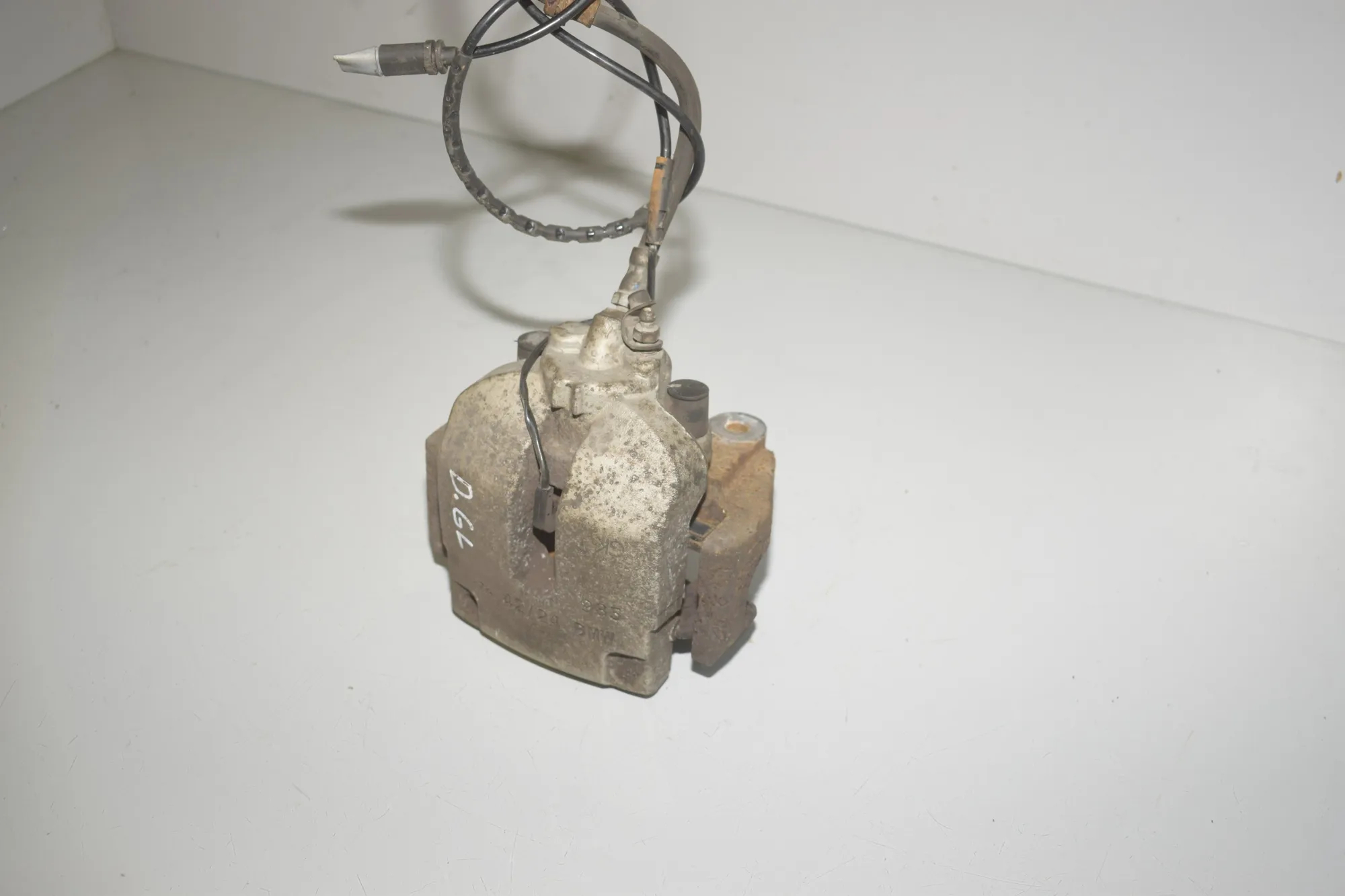 Rear Right Brake Caliper – OEM 6784180 · BMW X6 (E71, E72) xDrive 50 i 2008 – 3