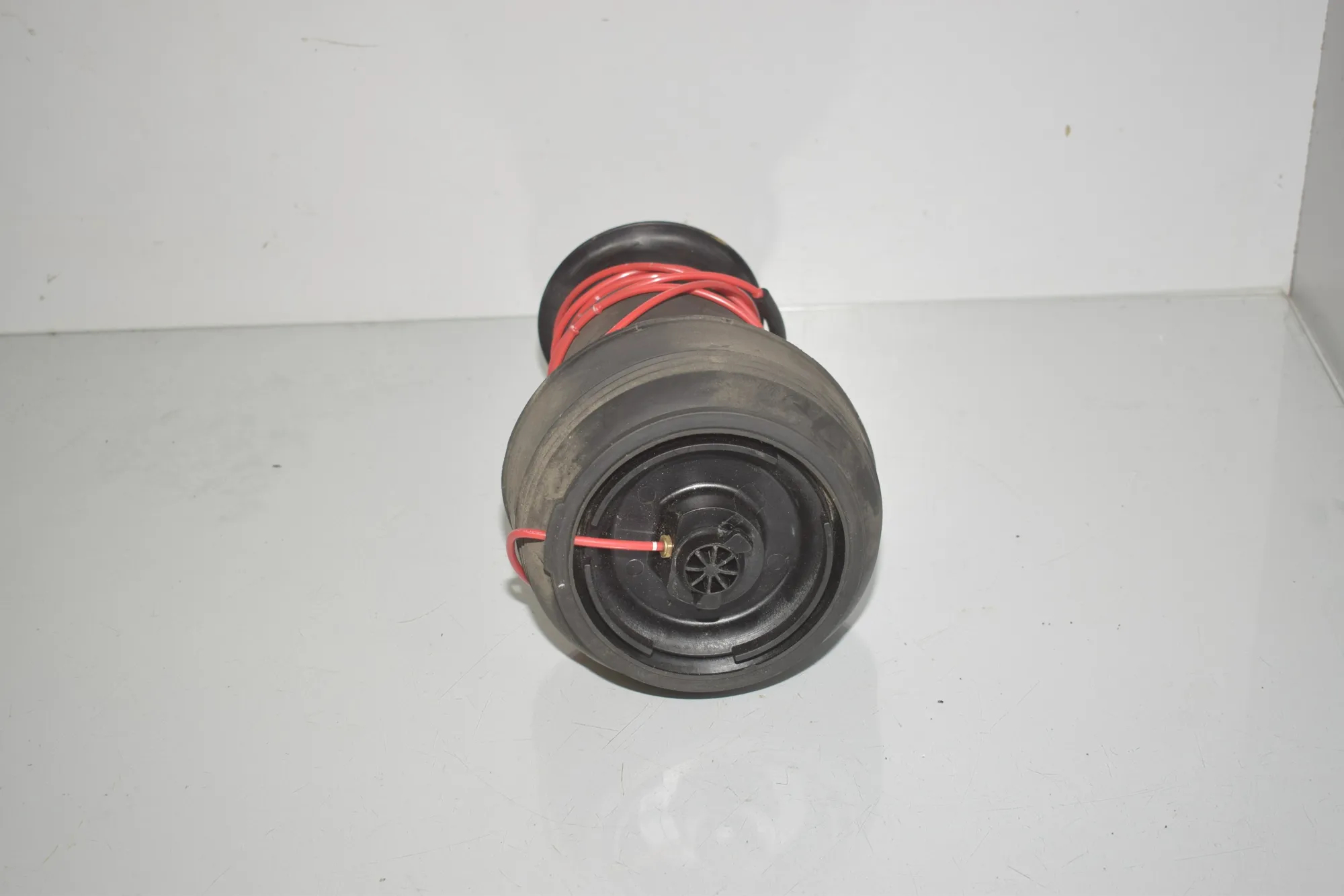 Rear Left Air Suspension Spring Bag – OEM 6790082 · BMW X6 (E71, E72) xDrive 50 i 2008 – 4