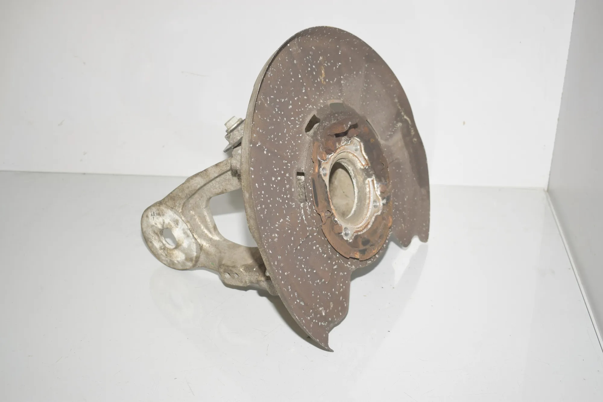 Rear Right Wheel Hub – OEM 6879102 · BMW X6 (E71, E72) xDrive 50 i 2008 – 4