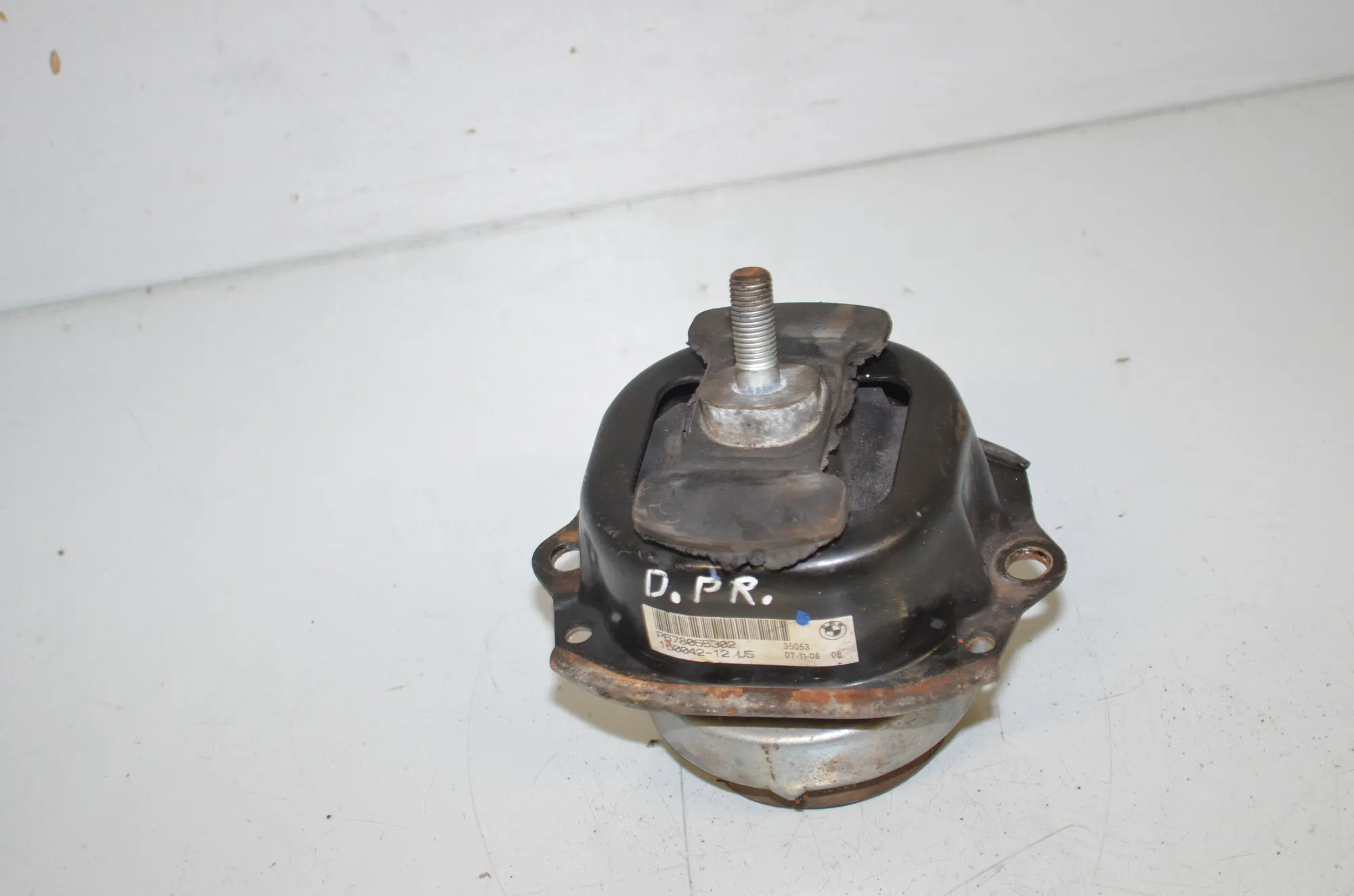 Right Side Engine Mount – OEM 6780653 · BMW X6 (E71, E72) xDrive 50 i 2008