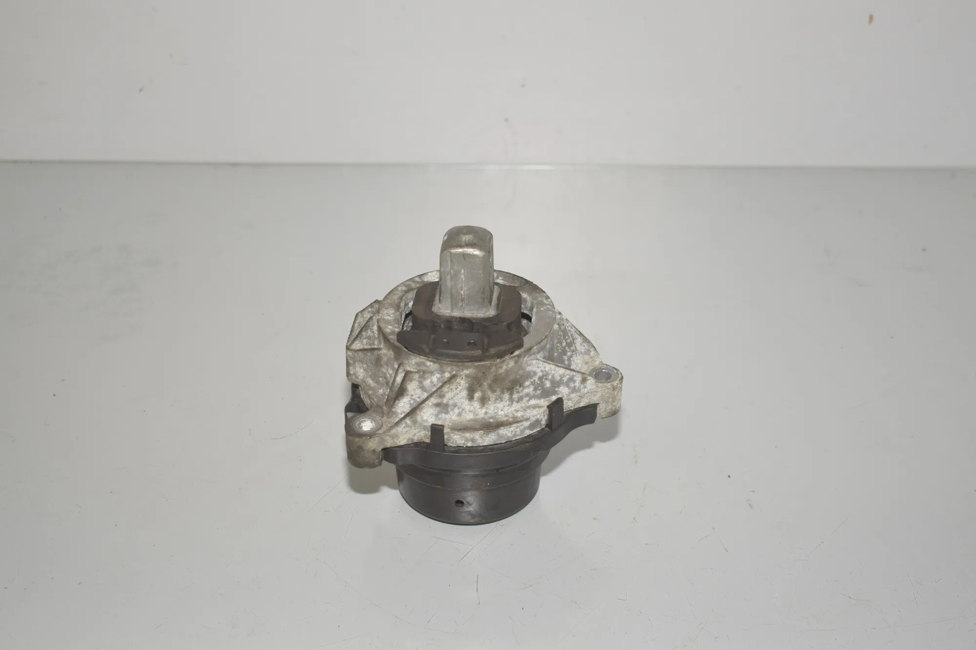Right Side Engine Mount – OEM 6799104 · BMW 4 Gran Coupe (F36) 430 d xDrive 2014