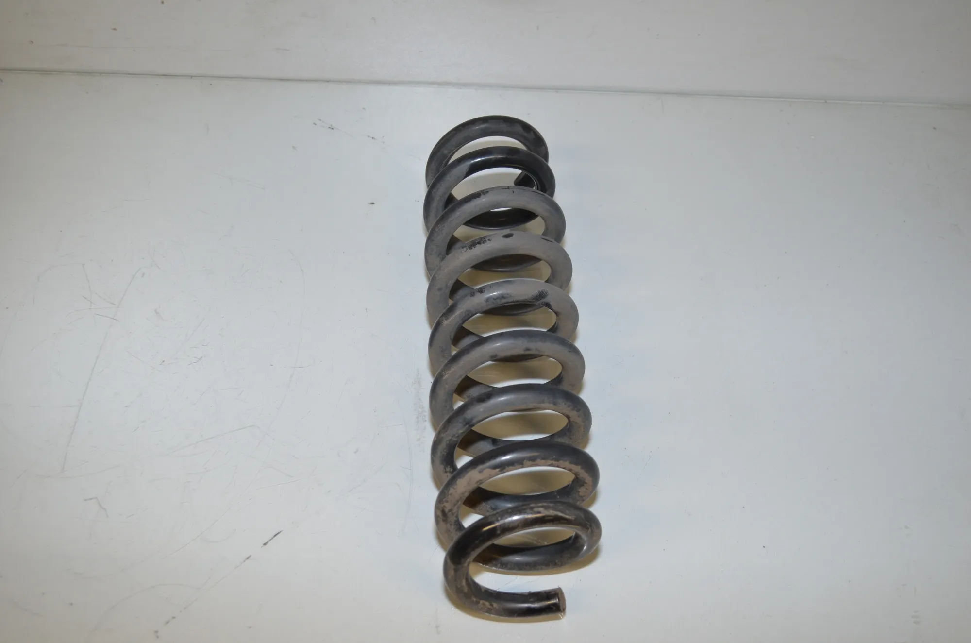 Rear Left Coil Spring – OEM 6790118 · BMW X1 (E84) sDrive 20 i 2013