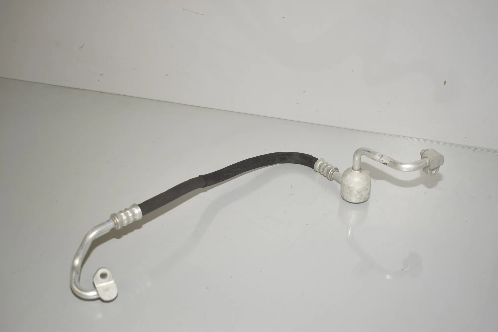 A/C Air Con Hose Pipe – OEM 9354555 · BMW X3 (G01, F97) (2017 - -) xDrive 30 e Plug-in-Hybrid 2022 – 3