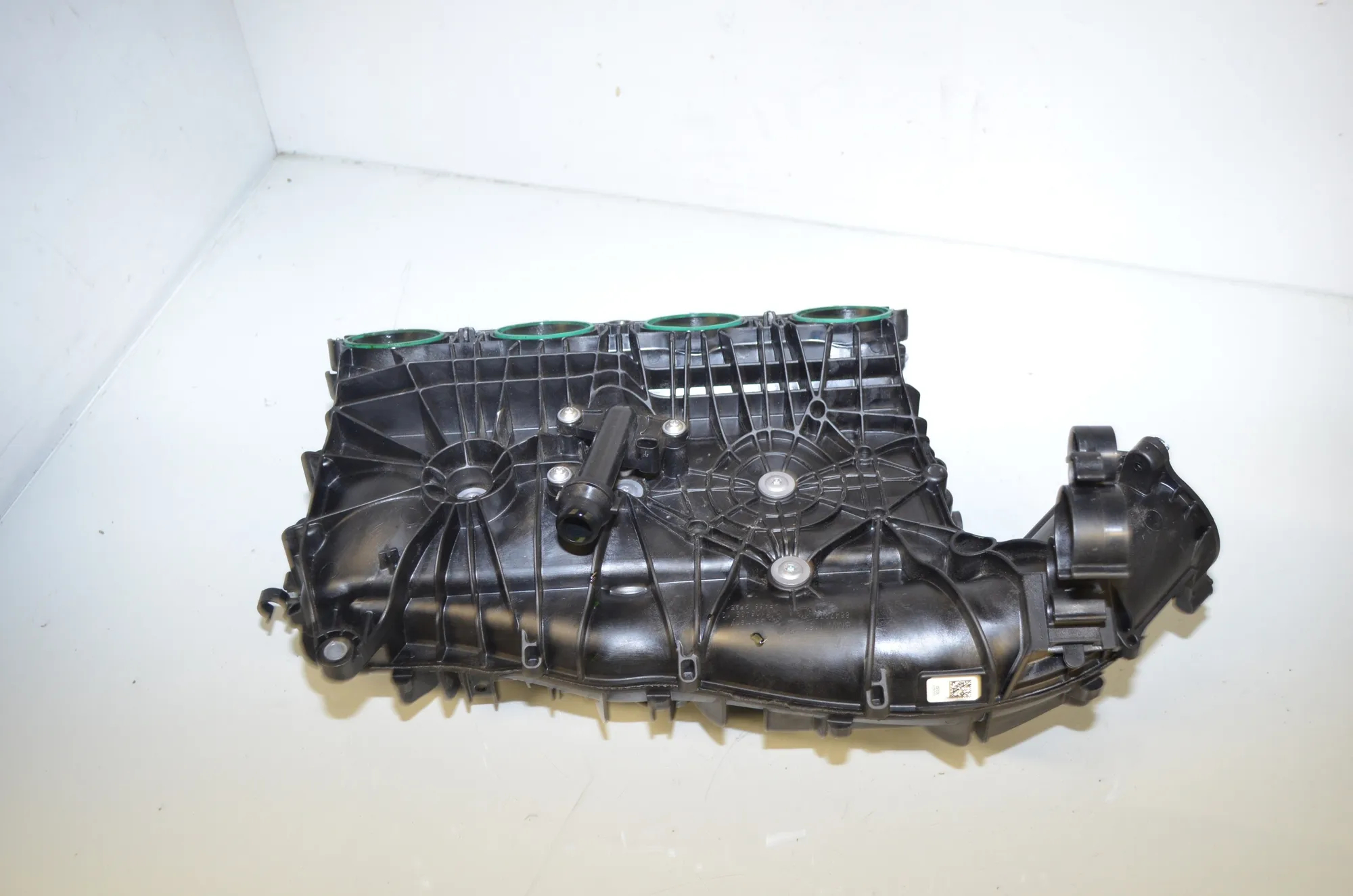 Intake Manifold – OEM 8647975 · BMW X3 (G01, F97) (2017 - -) xDrive 30 e Plug-in-Hybrid 2022 – 3