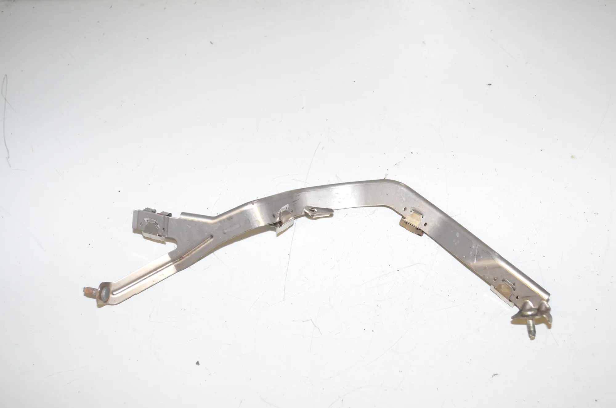 Bracket – OEM 8473129 · BMW 2 Active Tourer (U06) (2021 - -) 218d 2022 – 3