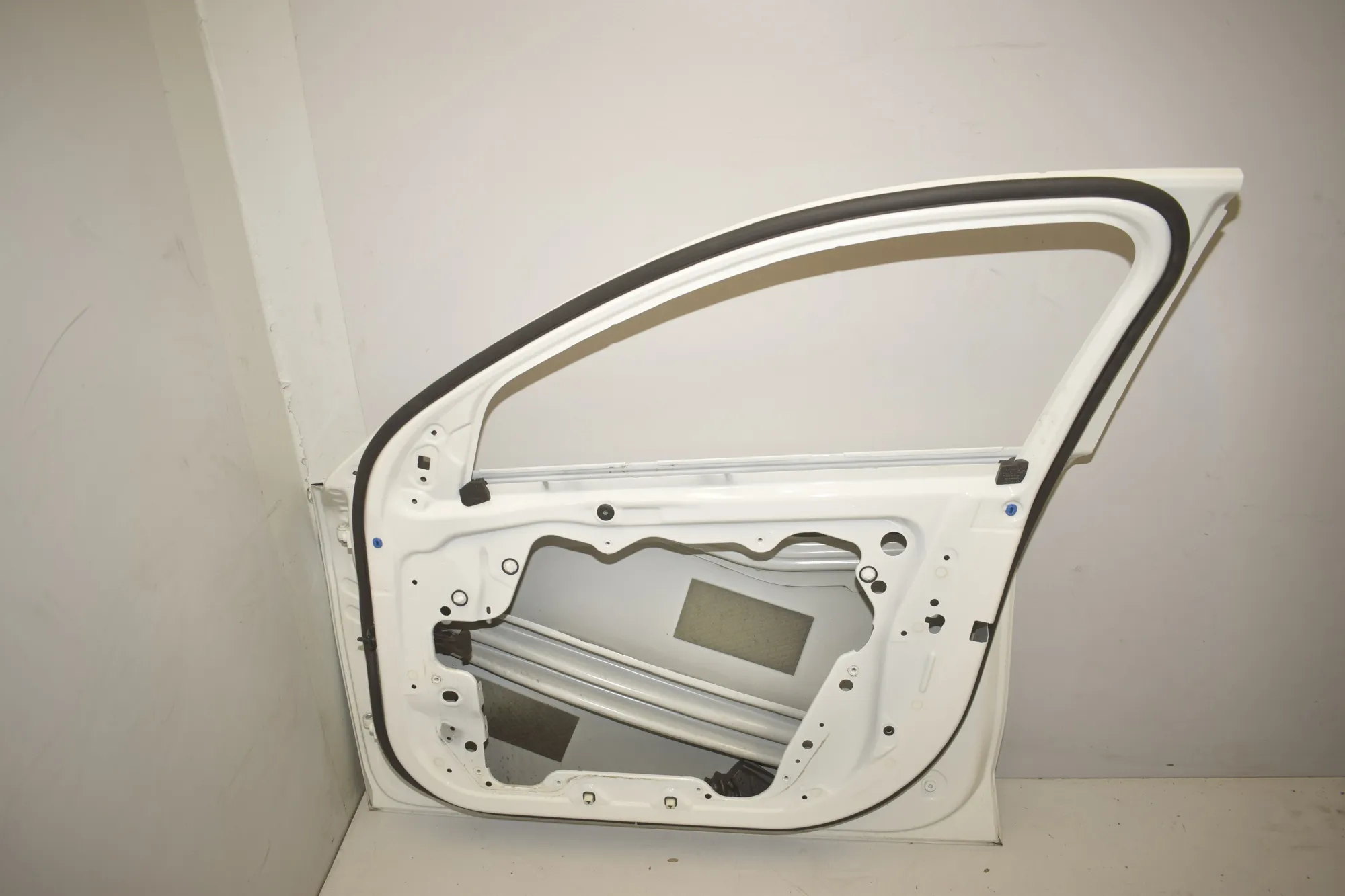 Front Right Door · BMW 1 (F40) (2019 - -) (F40)118i 2020 – 4