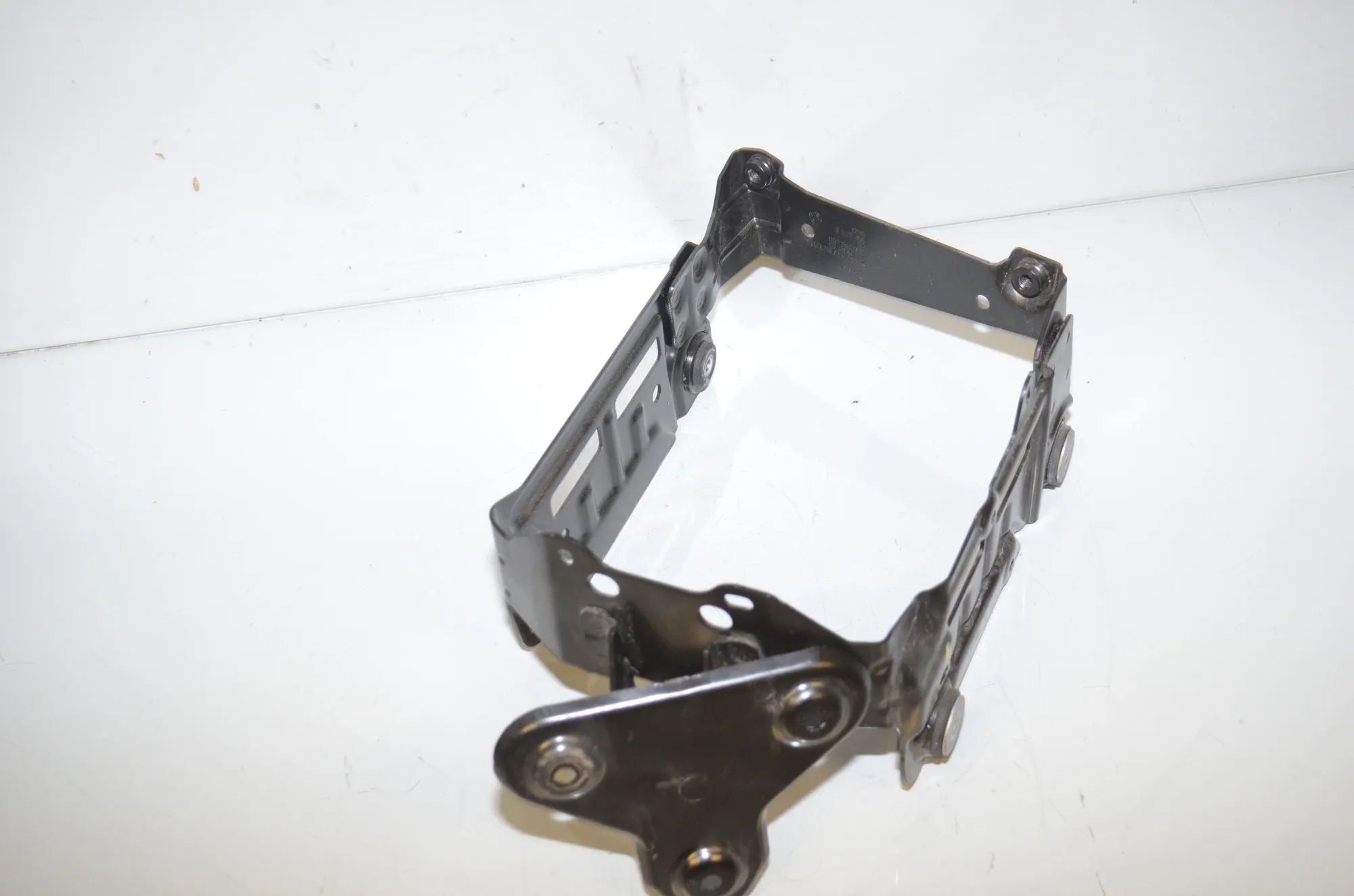 Bracket – OEM 8652166 · BMW X3 (G01, F97) (2017 - -) xDrive 30 e Plug-in-Hybrid 2022 – 3