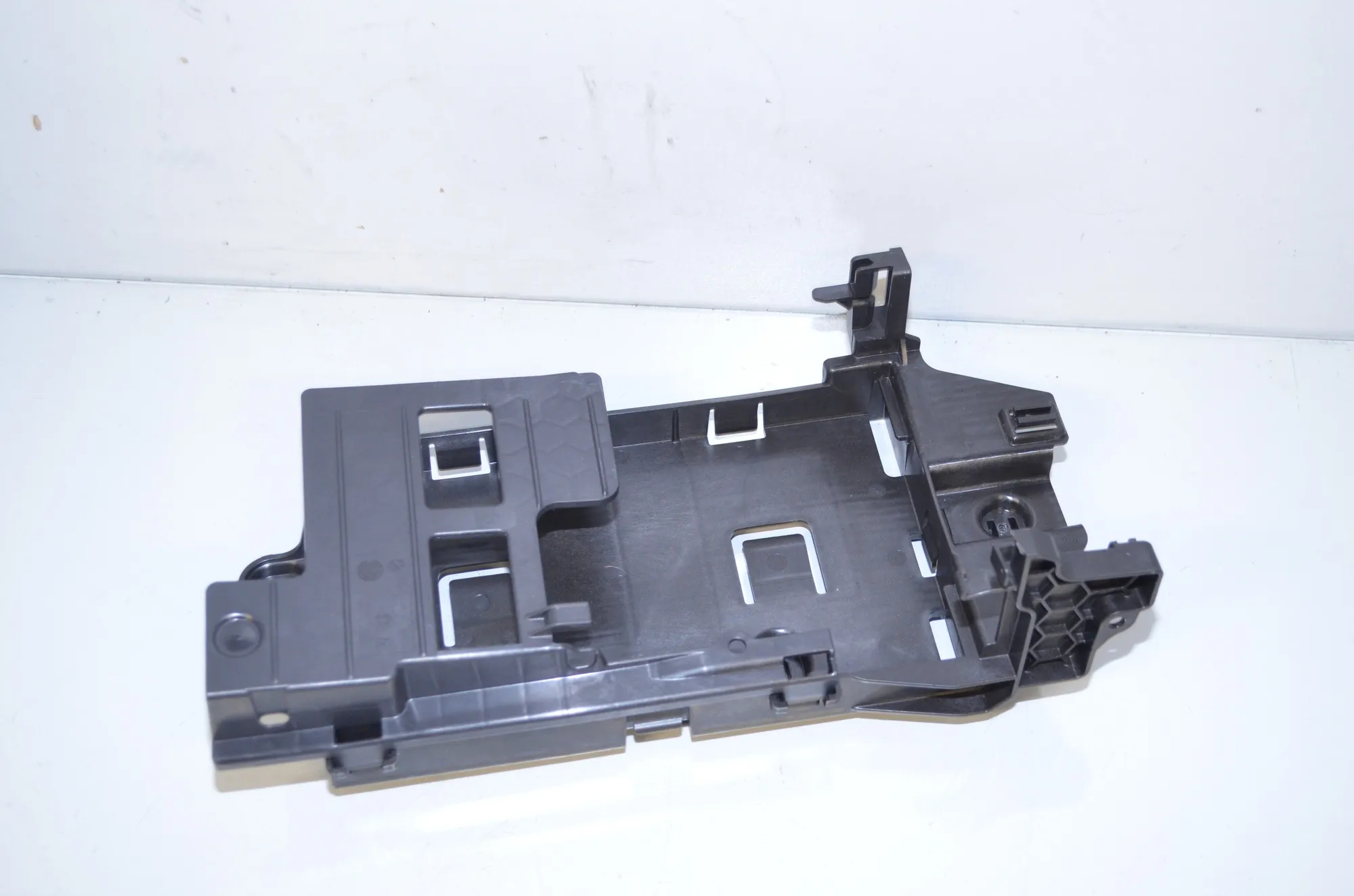 Bracket – OEM 9442831 · BMW X3 (G01, F97) (2017 - -) xDrive 30 e Plug-in-Hybrid 2022 – 2