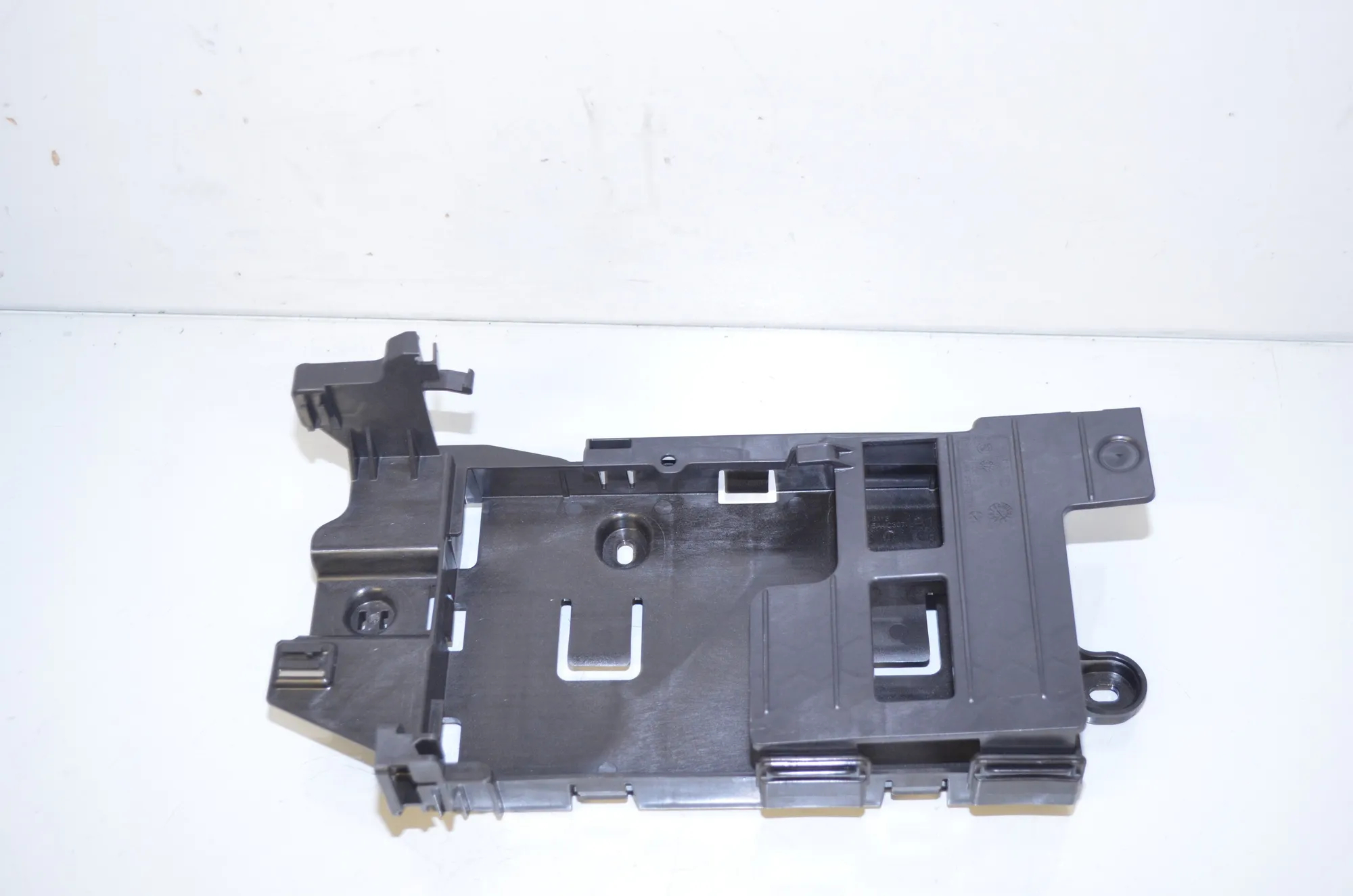 Bracket – OEM 9442831 · BMW X3 (G01, F97) (2017 - -) xDrive 30 e Plug-in-Hybrid 2022