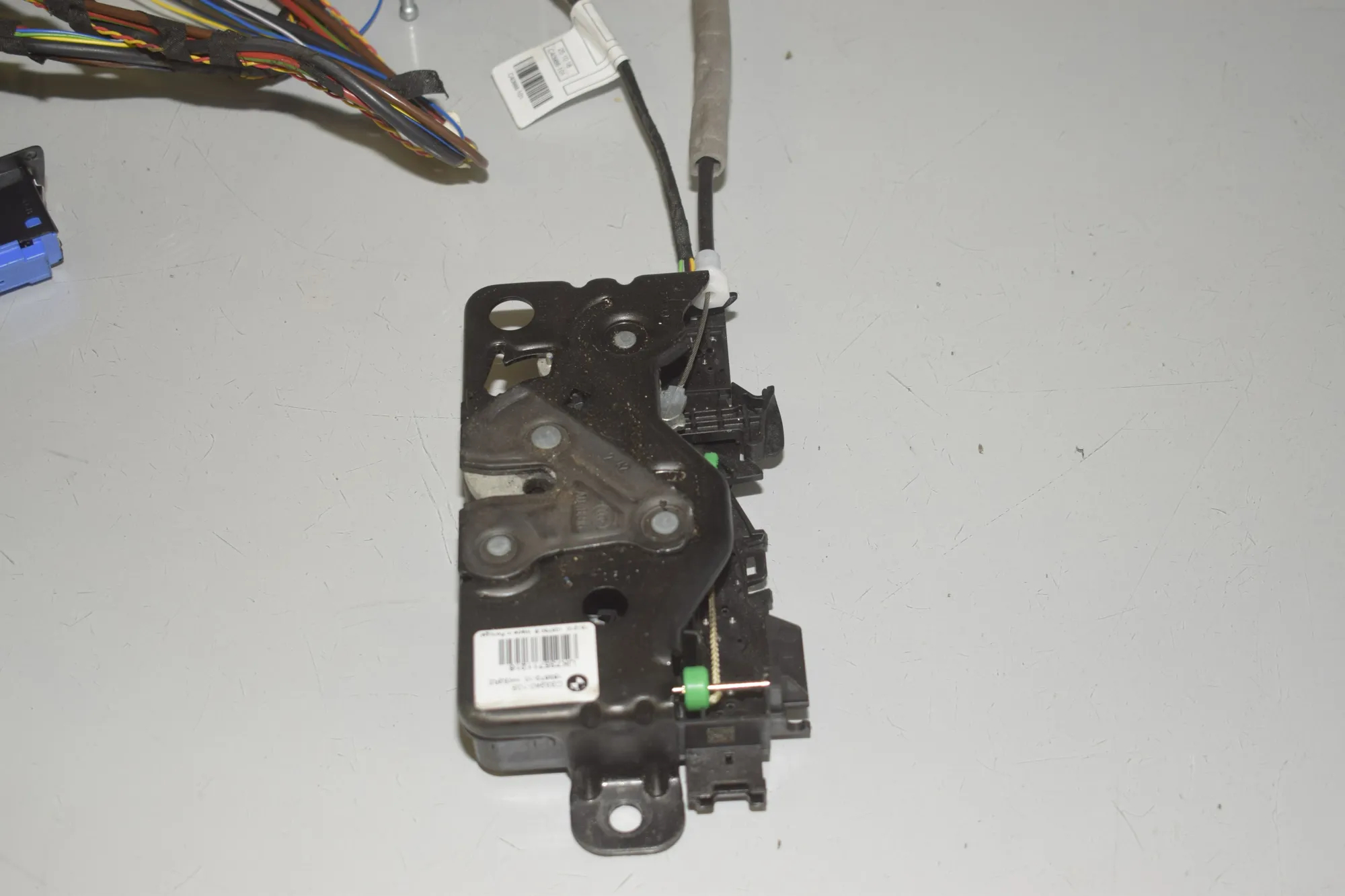 Electric Tailgate Opening Kit – OEM 9491419 · BMW X1 (F48) xDrive 18 d 2018 – 11