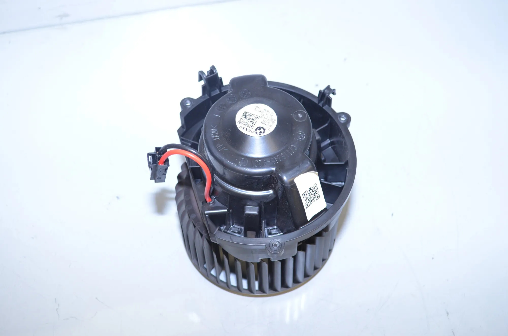 Heater Blower Fan – OEM 9297752 · BMW X1 (F48) xDrive 18 d 2018
