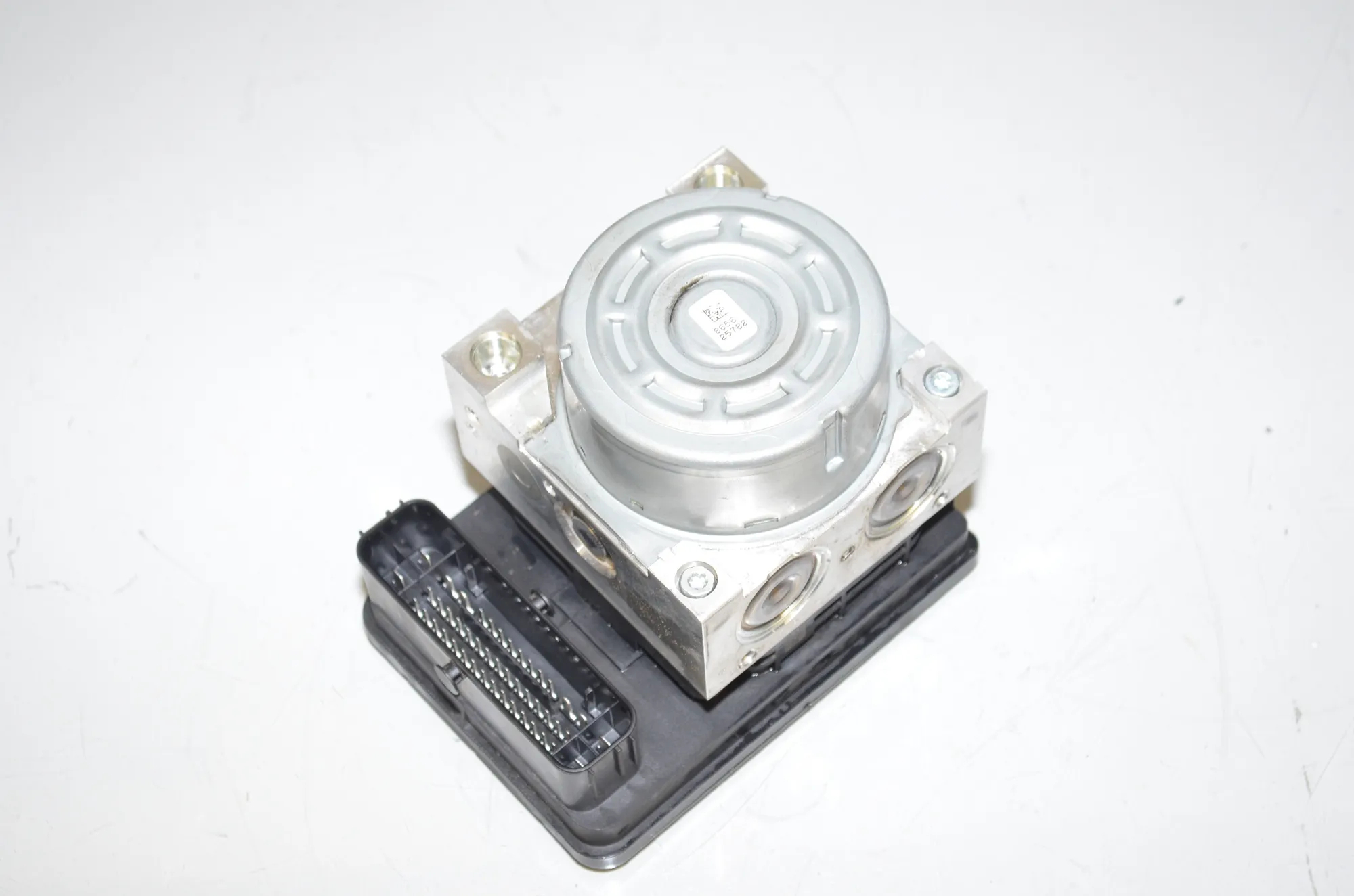 ABS Pump – OEM 6895504 · BMW X1 (F48) xDrive 18 d 2018