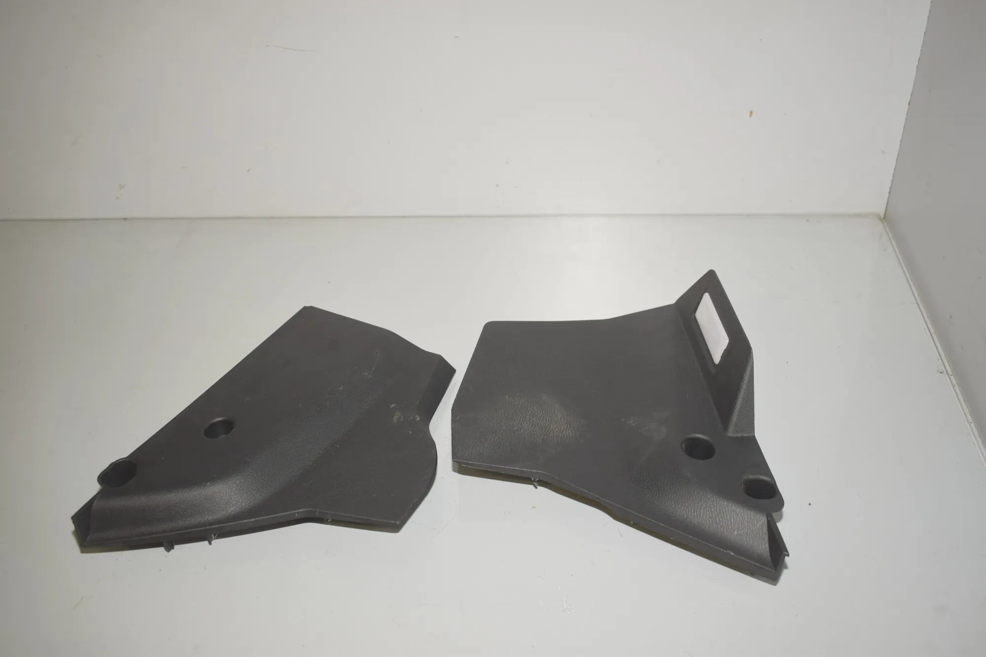 Other Interior Parts – OEM 9292144 · BMW X1 (F48) xDrive 18 d 2018 – 3