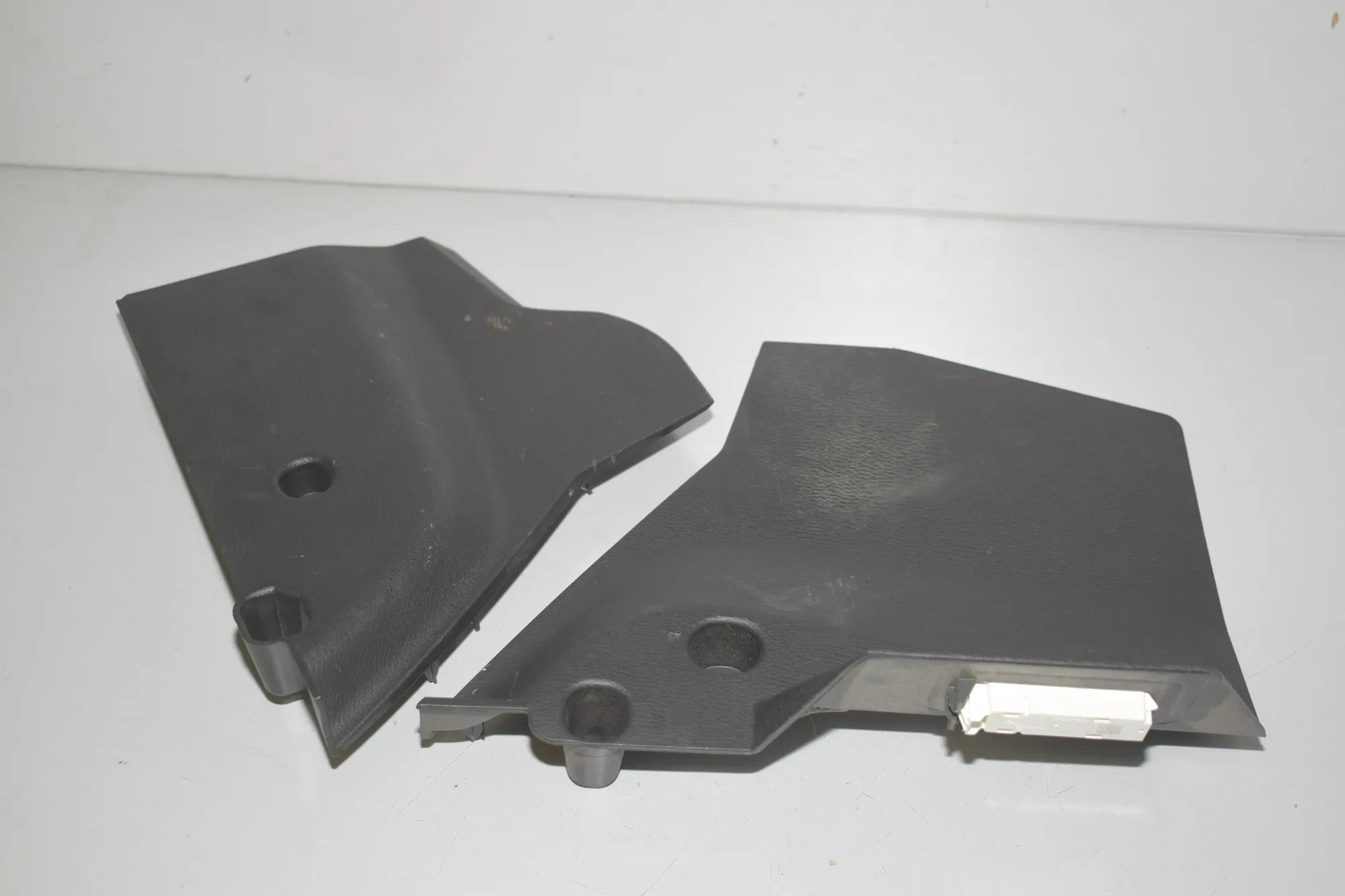 Other Interior Parts – OEM 9292144 · BMW X1 (F48) xDrive 18 d 2018