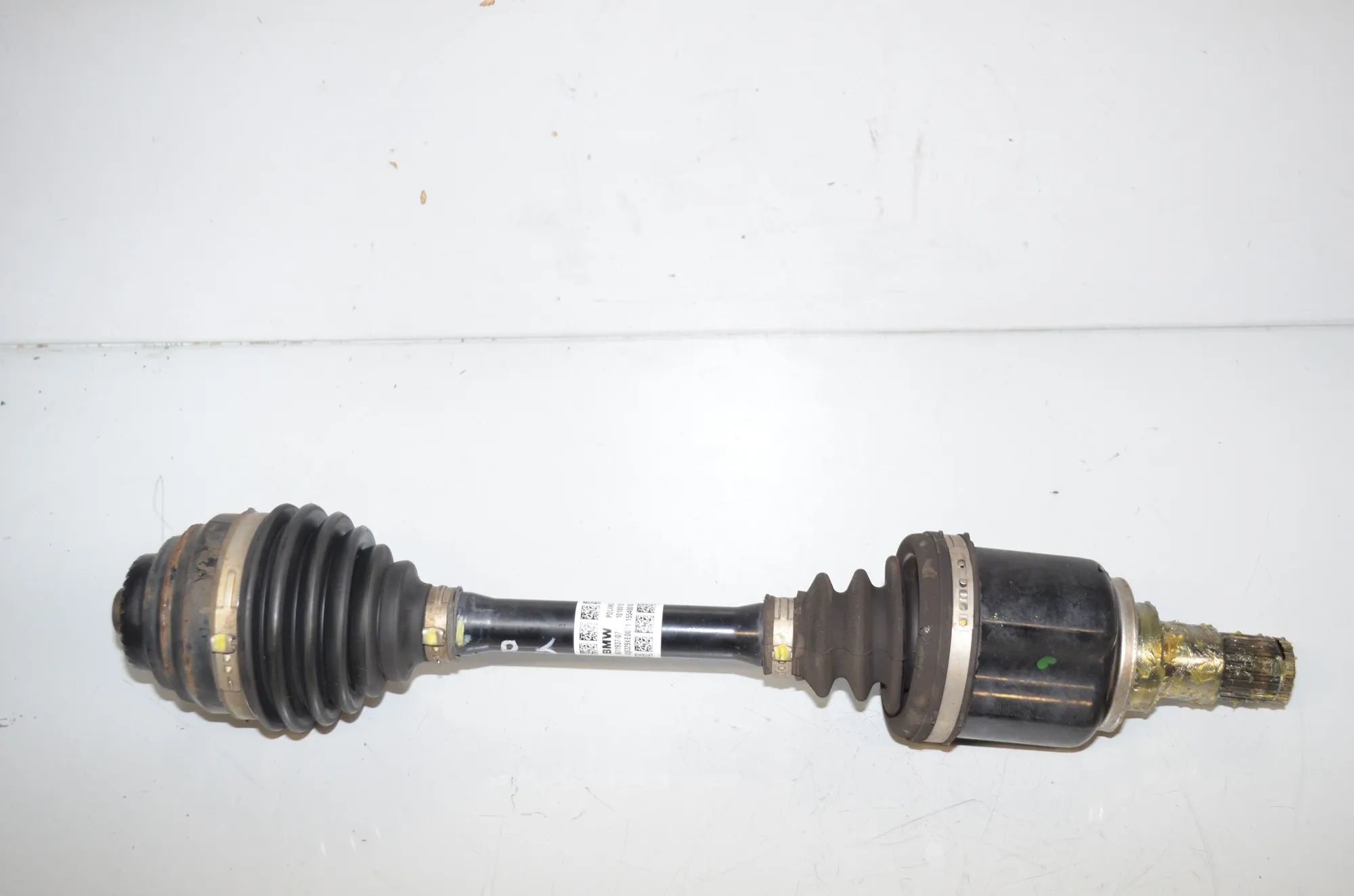 Front Left Driveshaft – OEM 8611937 · BMW X1 (F48) xDrive 18 d 2018