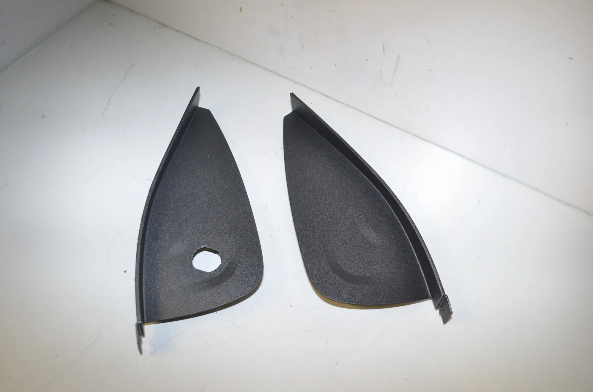 Dashboard Side Trim – OEM 9363474 · BMW X3 (G01, F97) (2017 - -) xDrive 30 e Plug-in-Hybrid 2022 – 2