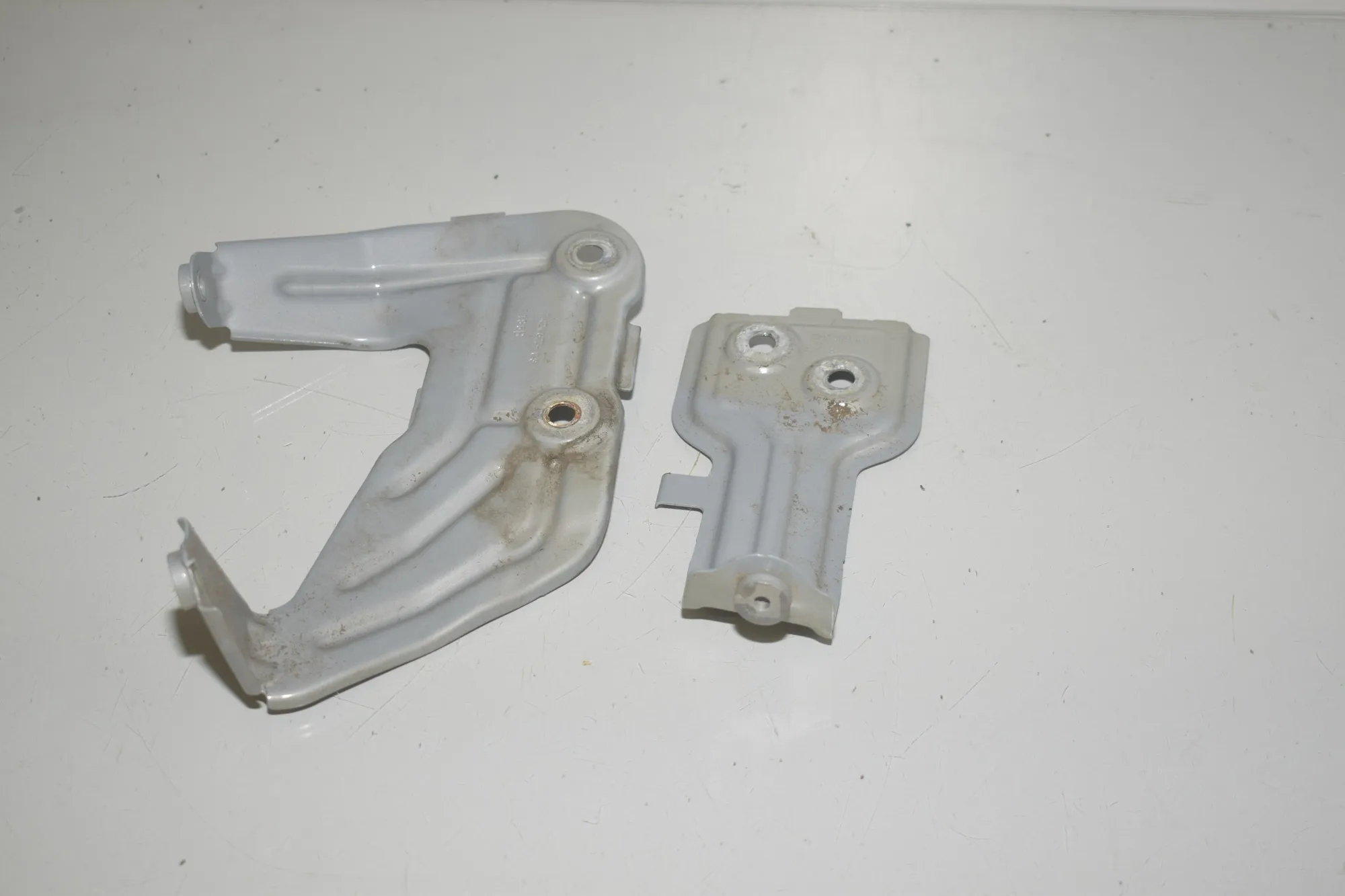 Front Left Fender Holder – OEM 7397515 · BMW X3 (G01, F97) (2017 - -) xDrive 30 e Plug-in-Hybrid 2022