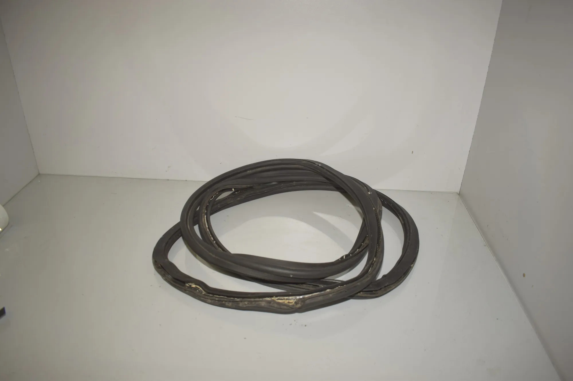Tailgate Rubber Seal – OEM 7494945 · BMW X3 (G01, F97) (2017 - -) xDrive 30 e Plug-in-Hybrid 2022 – 3