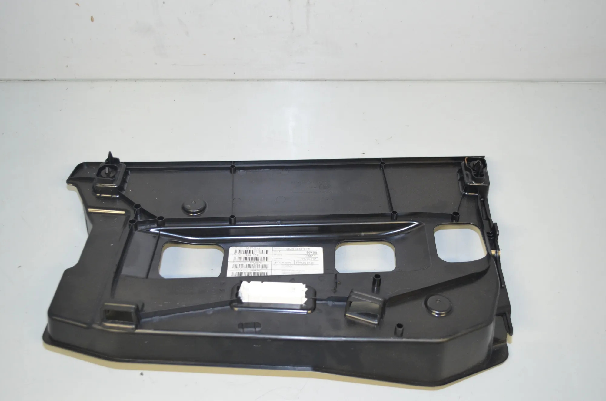 Dashboard Lower Trim – OEM 7944606 · BMW X3 (G01, F97) (2017 - -) xDrive 30 e Plug-in-Hybrid 2022 – 3
