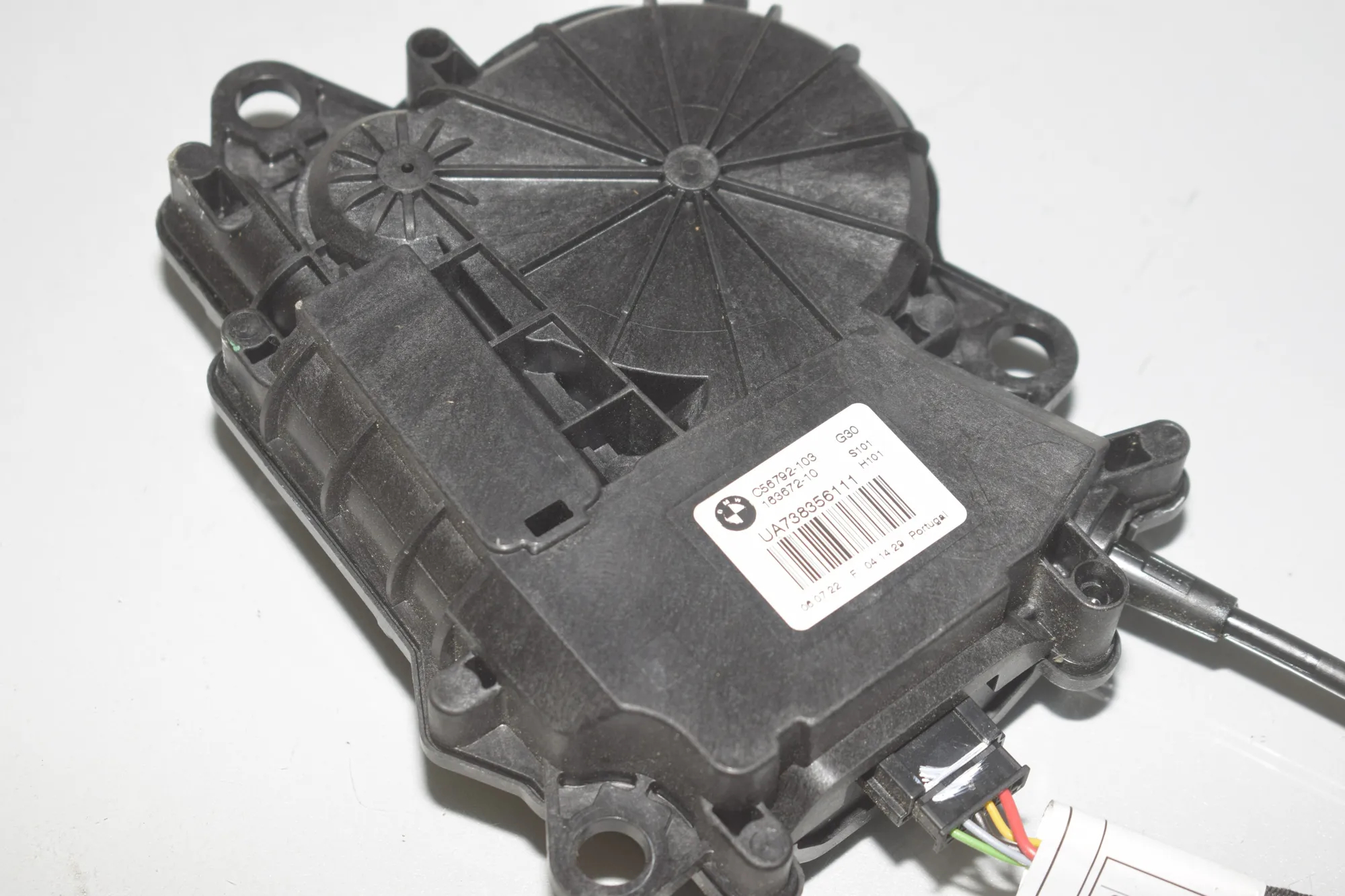Electric Tailgate Opening Kit – OEM 9275121 · BMW X3 (G01, F97) (2017 - -) xDrive 30 e Plug-in-Hybrid 2022 – 10