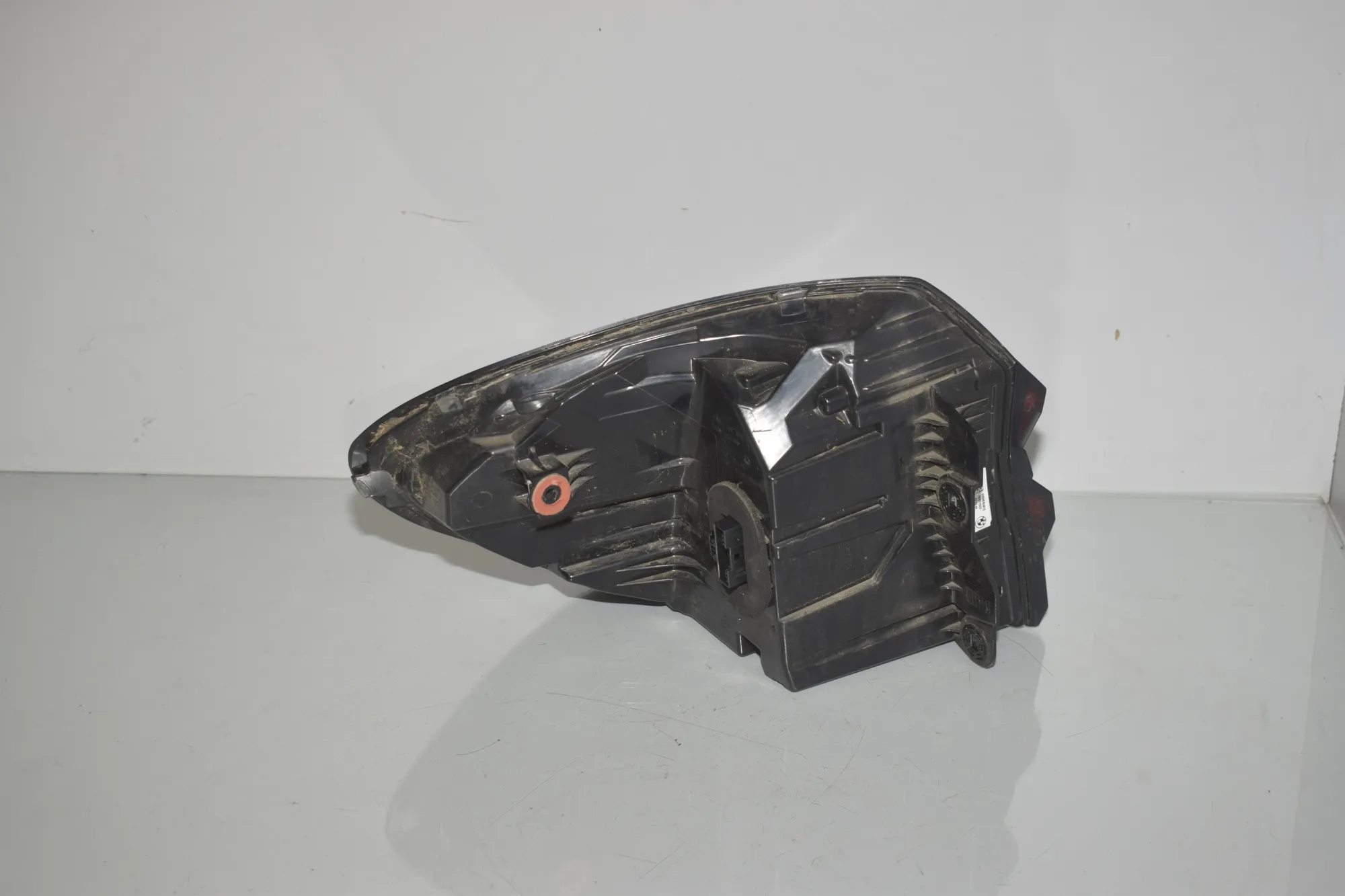 Rear Right Tail Light – OEM 9463048 · BMW X3 (G01, F97) (2017 - -) xDrive 30 e Plug-in-Hybrid 2022 – 5
