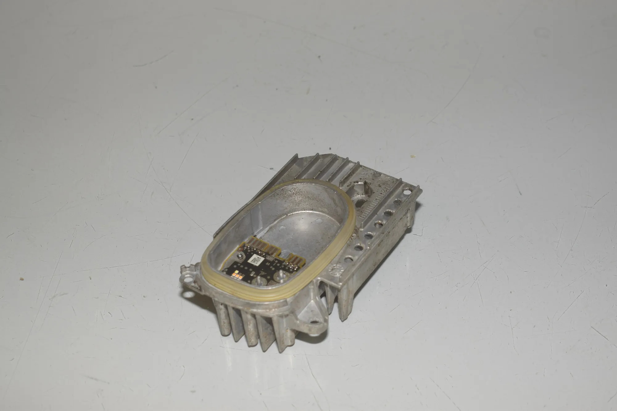 LED Lights Control Unit – OEM 5A0E626 · BMW X3 (G01, F97) (2017 - -) xDrive 30 e Plug-in-Hybrid 2022 – 3