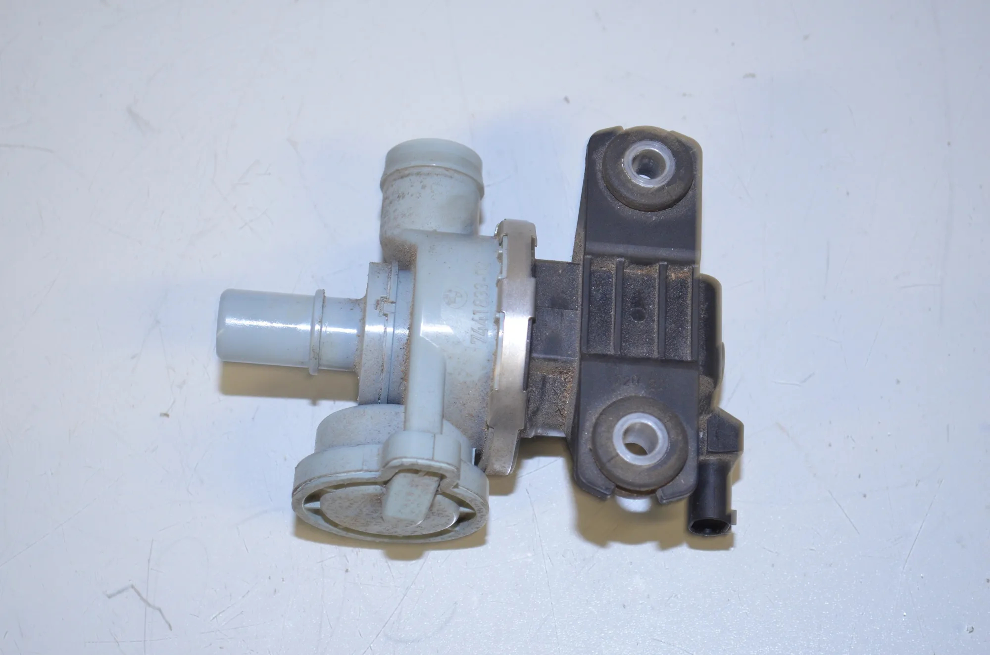Auxiliary Water Pump – OEM 7441833 · BMW X3 (G01, F97) (2017 - -) xDrive 30 e Plug-in-Hybrid 2022 – 3