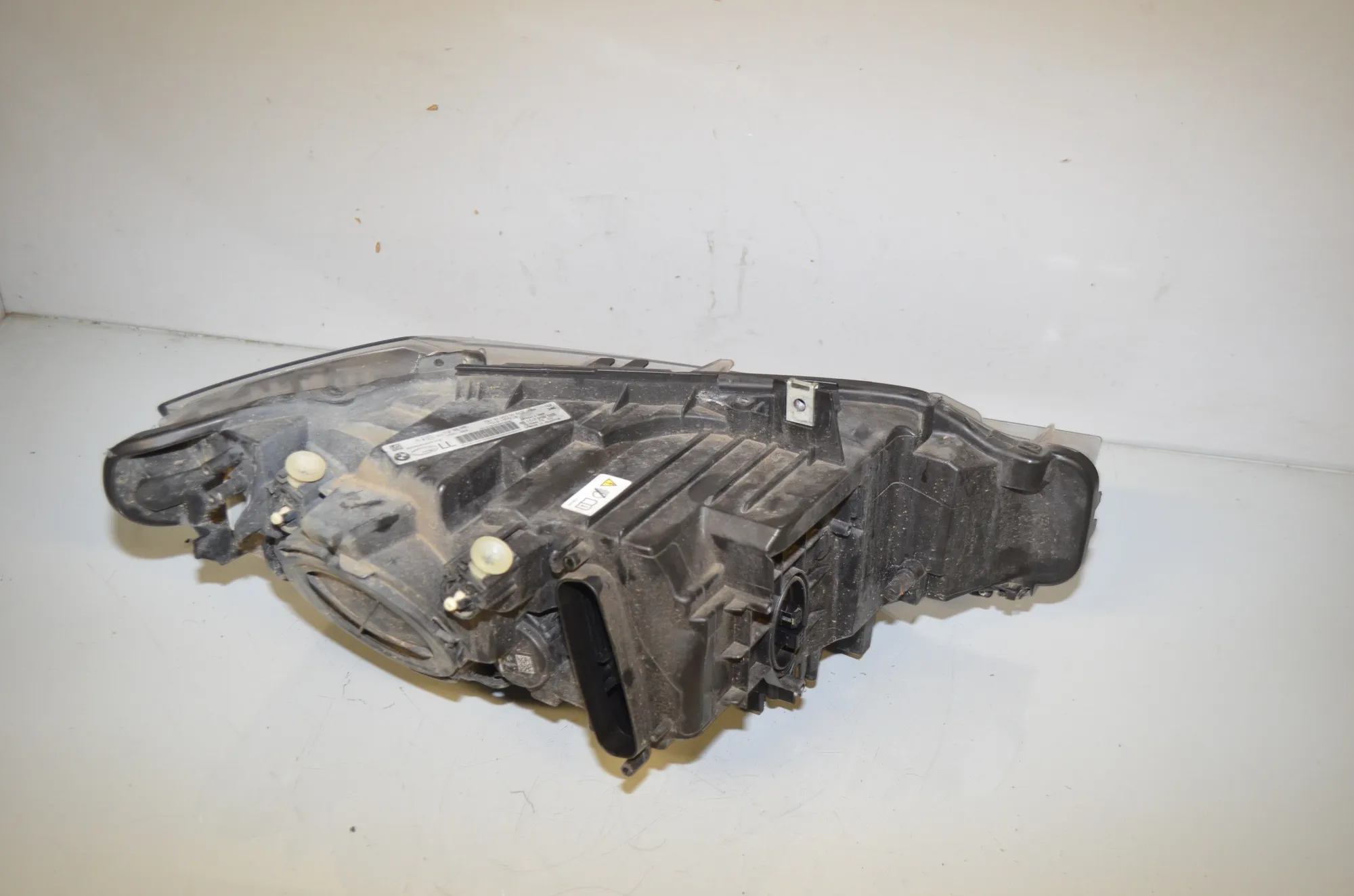 Front Left Headlight – OEM 7259525 · BMW 3 (F30, F80) 318 d 2013 – 4