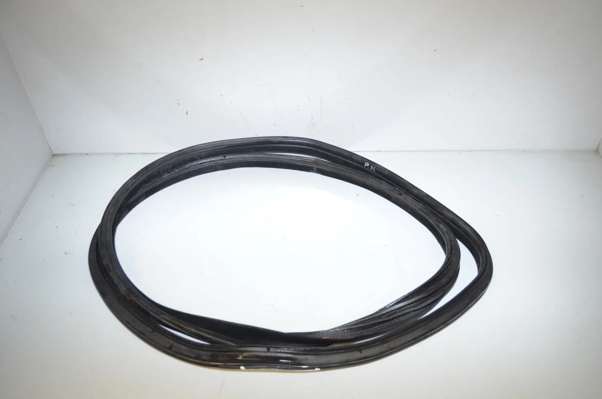 Front Left Door Seal Rubber – OEM 7385025 · BMW 3 Gran Turismo (F34) 320 d xDrive 2013