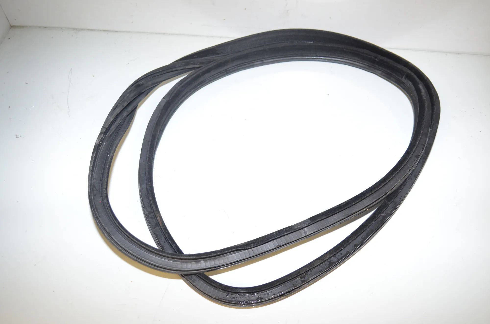 Rear Right Door Seal Rubber – OEM 7385028 · BMW 3 Gran Turismo (F34) 320 d xDrive 2013 – 4