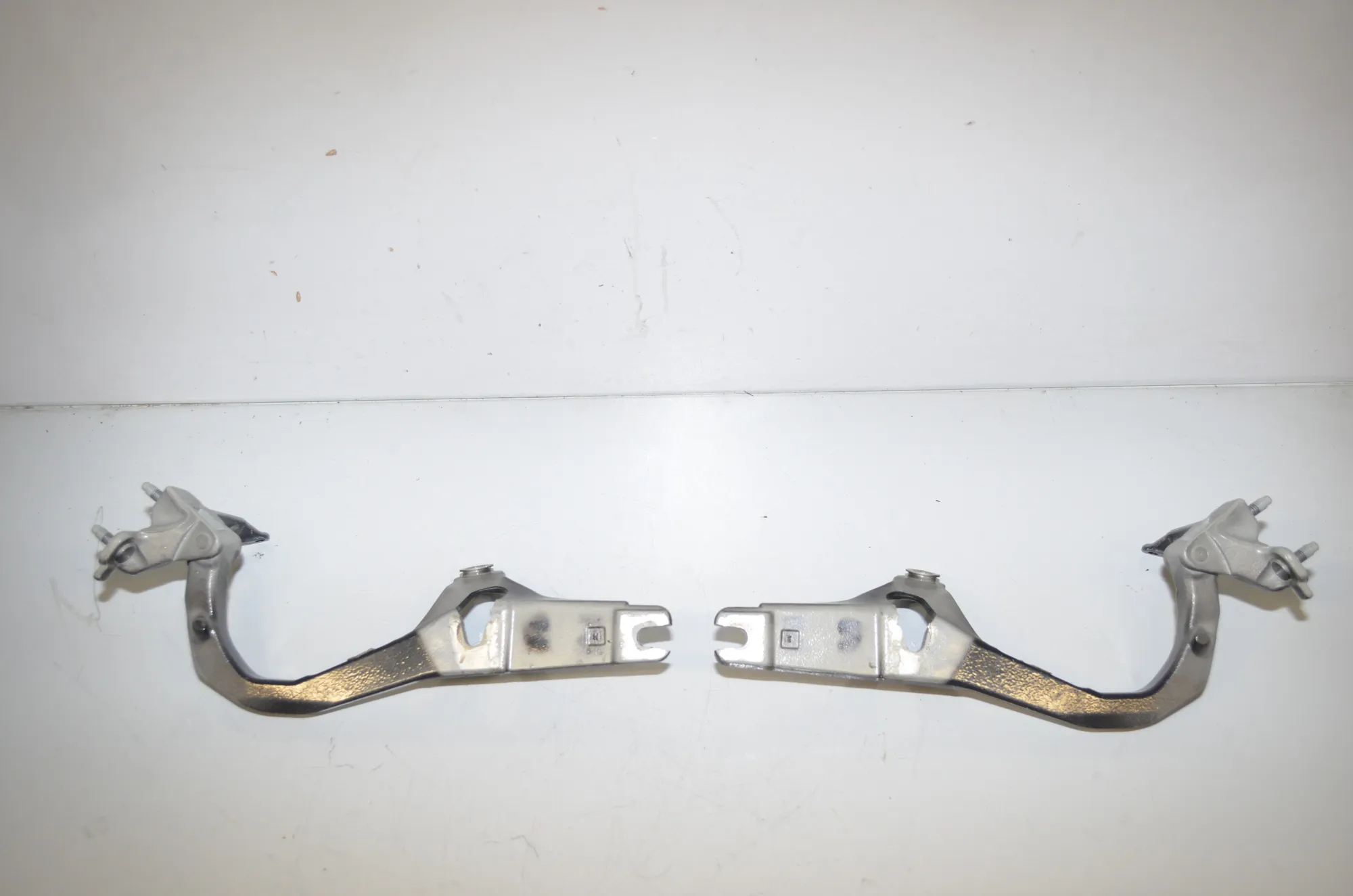 Left Side Bootlid Hinge – OEM 7295643 · BMW 3 Gran Turismo (F34) 320 d xDrive 2013 – 3