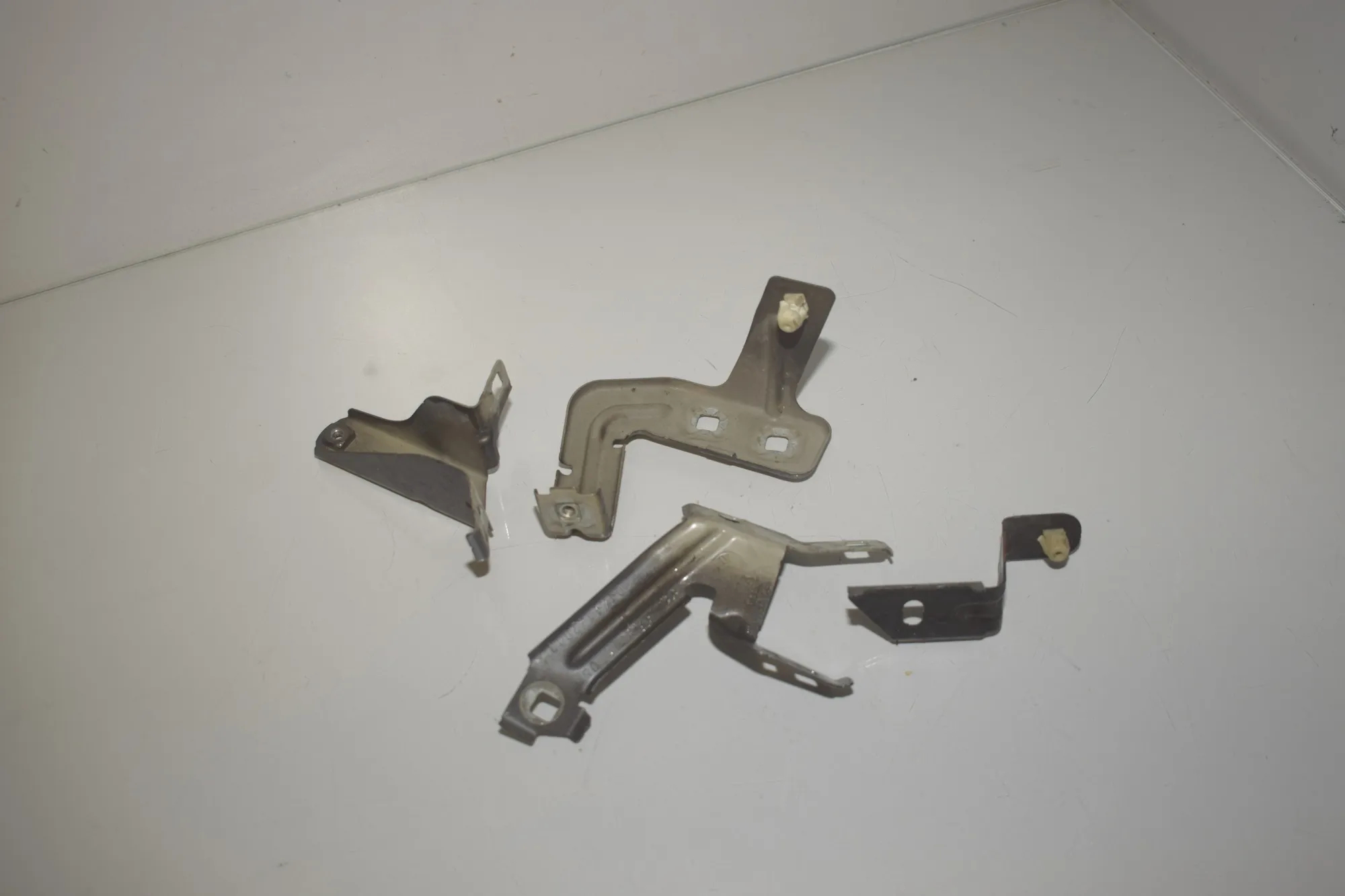 Front Left Fender Holder – OEM 7293727 · BMW 3 Gran Turismo (F34) 320 d xDrive 2013 – 2