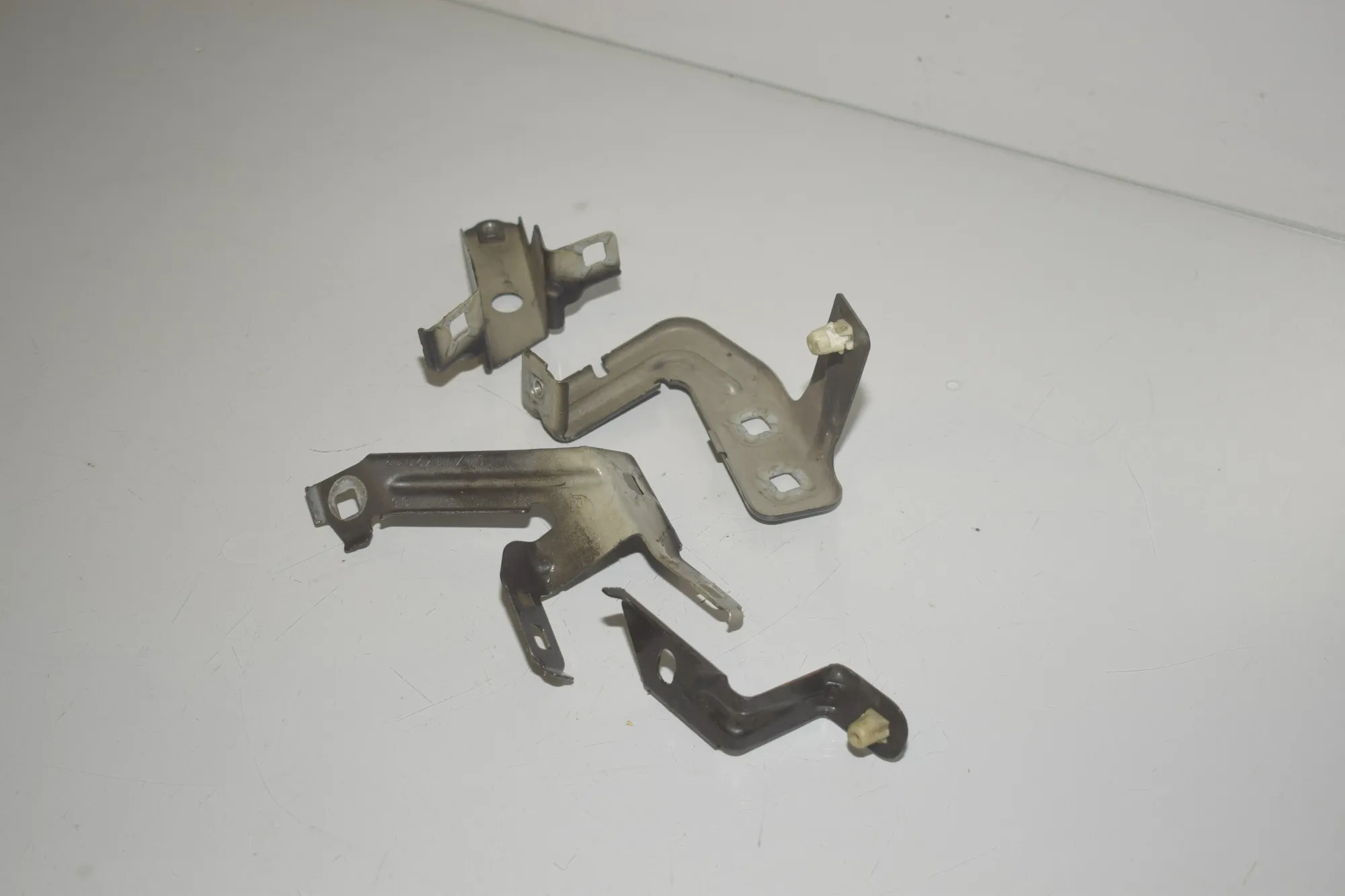 Front Left Fender Holder – OEM 7293727 · BMW 3 Gran Turismo (F34) 320 d xDrive 2013 – 3