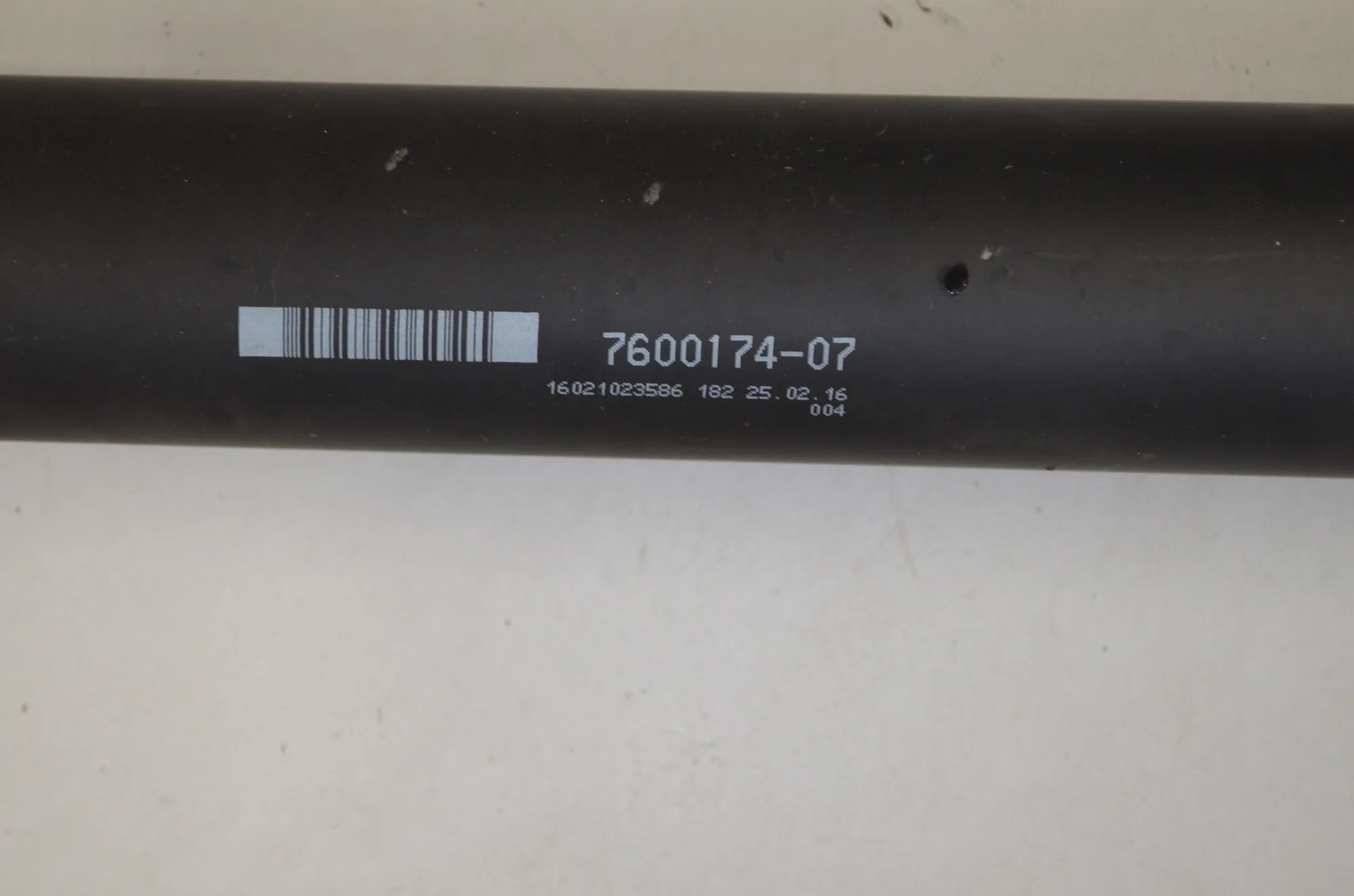 Propshaft Cardan – OEM 7600174 · BMW 3 Touring (F31) 330 d 2016 – 4