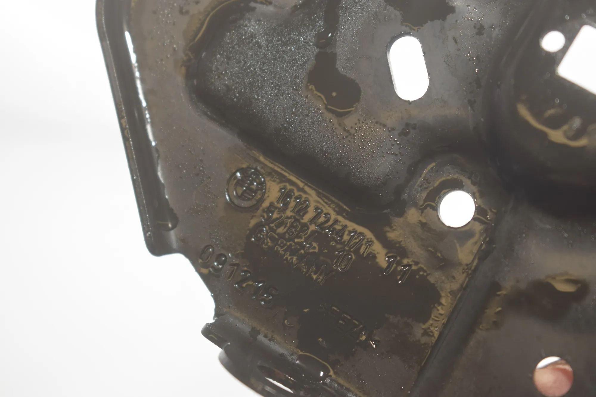 Bracket – OEM 7244171 · BMW 3 Touring (F31) 330 d 2016 – 4