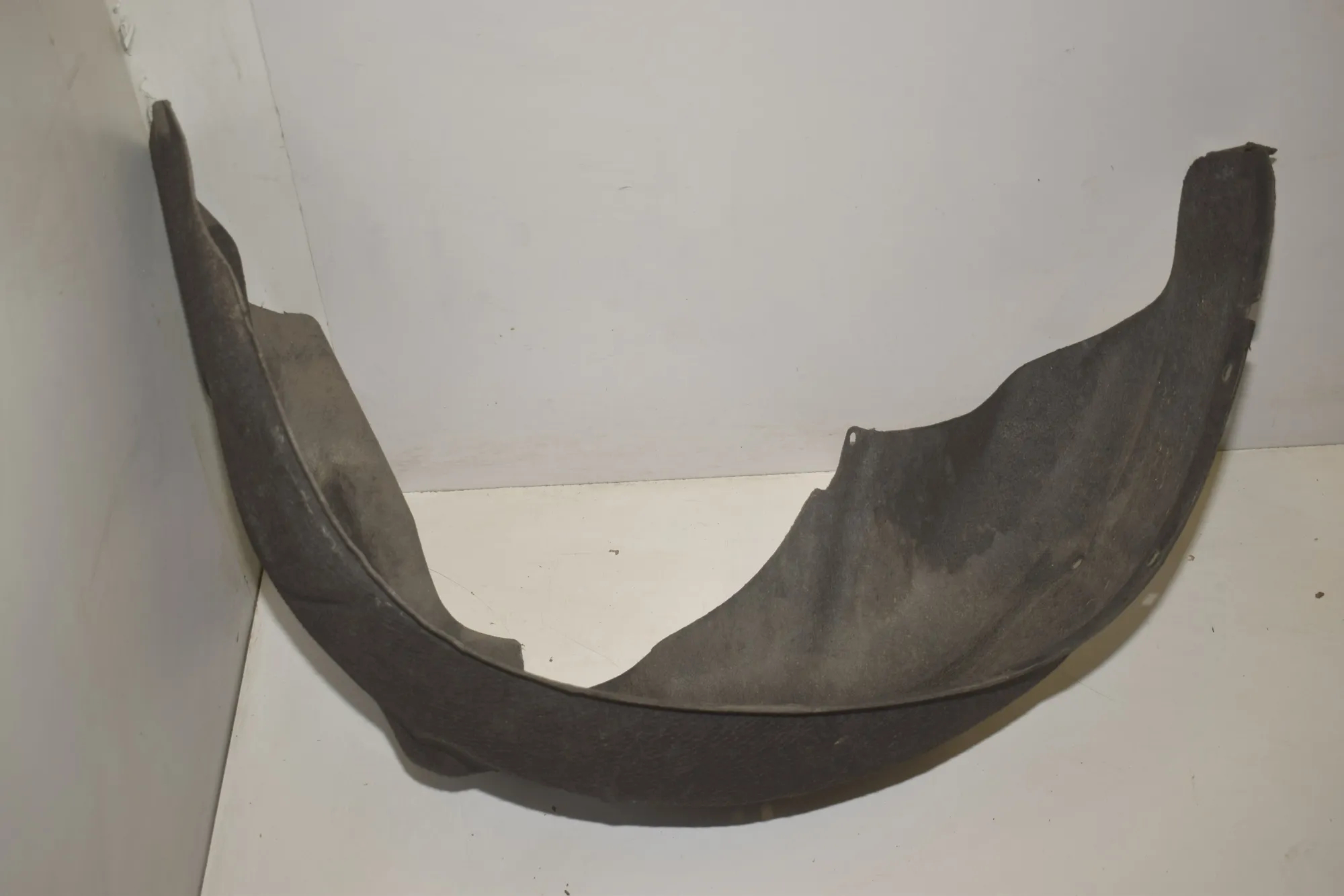 Rear Left Arch Liner – OEM 2990087 · BMW X1 (E84) sDrive 20 i 2013 – 2