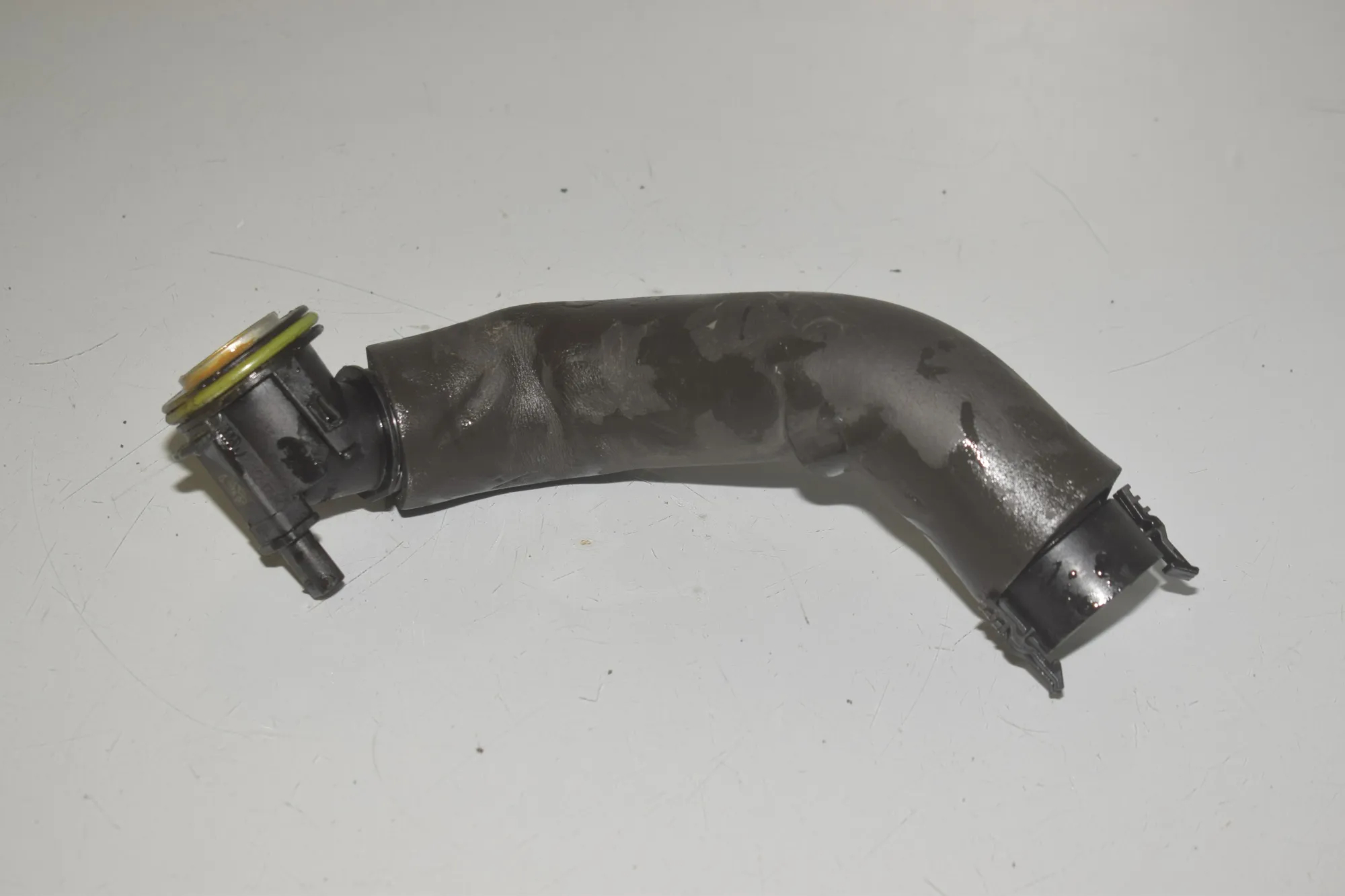 Breather Hose – OEM 7588417 · BMW X1 (E84) sDrive 20 i 2013 – 4