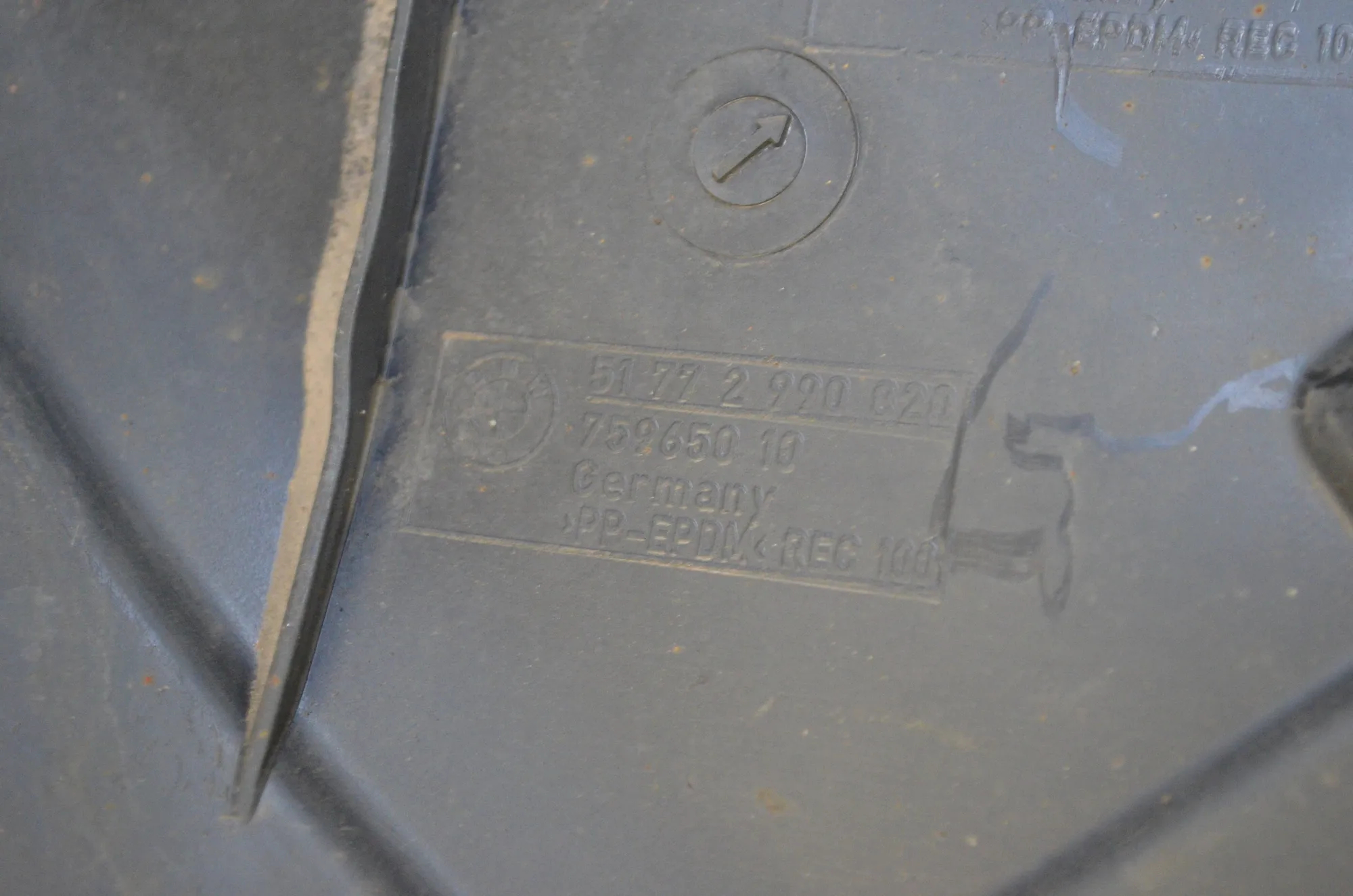 Front Right Arch Liner Front Part – OEM 2990820 · BMW X1 (E84) sDrive 20 i 2013 – 5