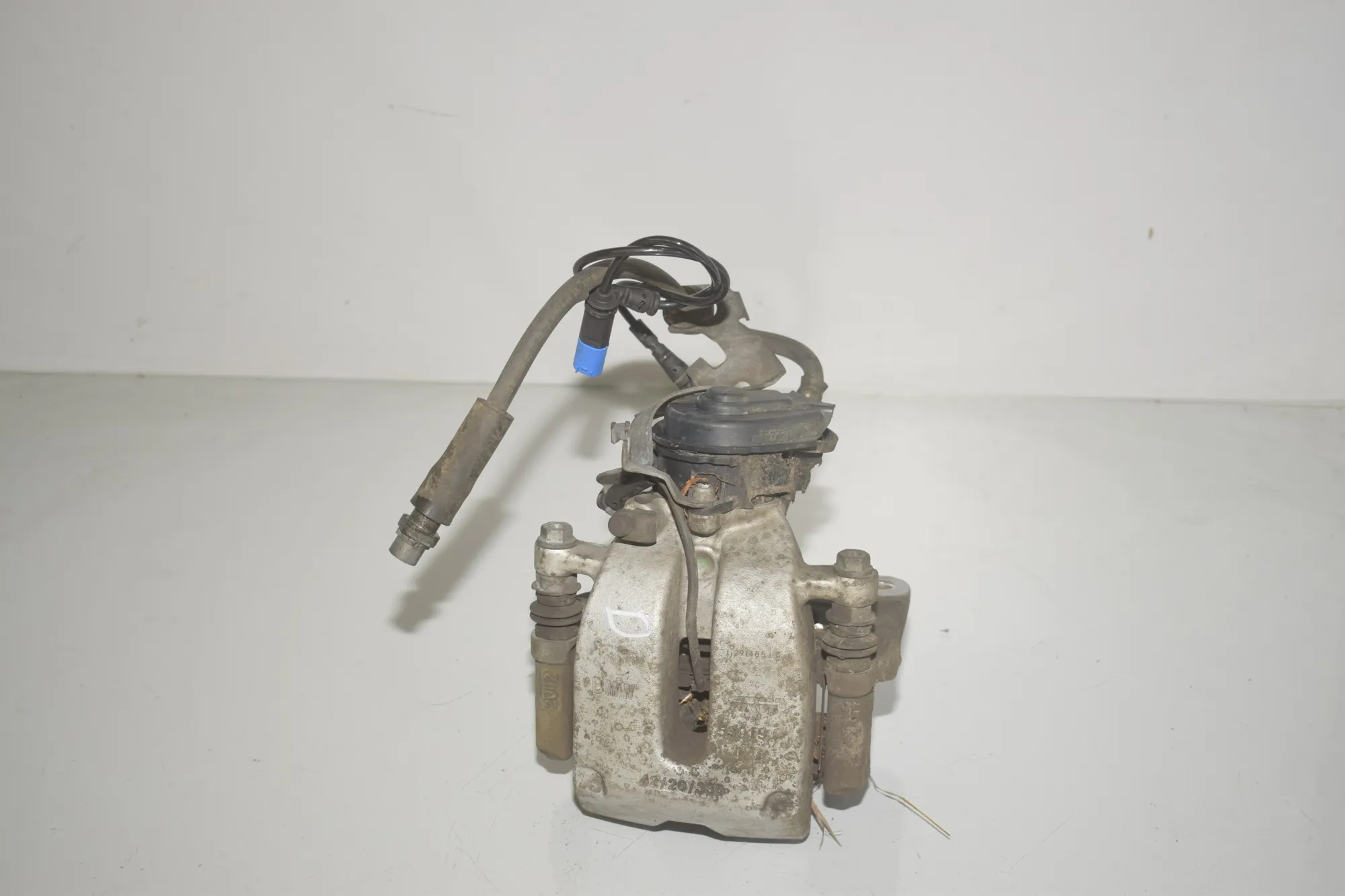 Rear Right Brake Caliper – OEM 6887386 · BMW X3 (G01, F97) (2017 - -) xDrive 30 e Plug-in-Hybrid 2022