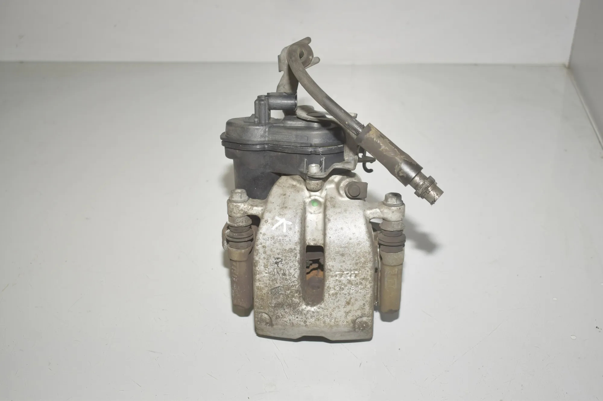Rear Left Brake Caliper – OEM 6887385 · BMW X3 (G01, F97) (2017 - -) xDrive 30 e Plug-in-Hybrid 2022 – 4