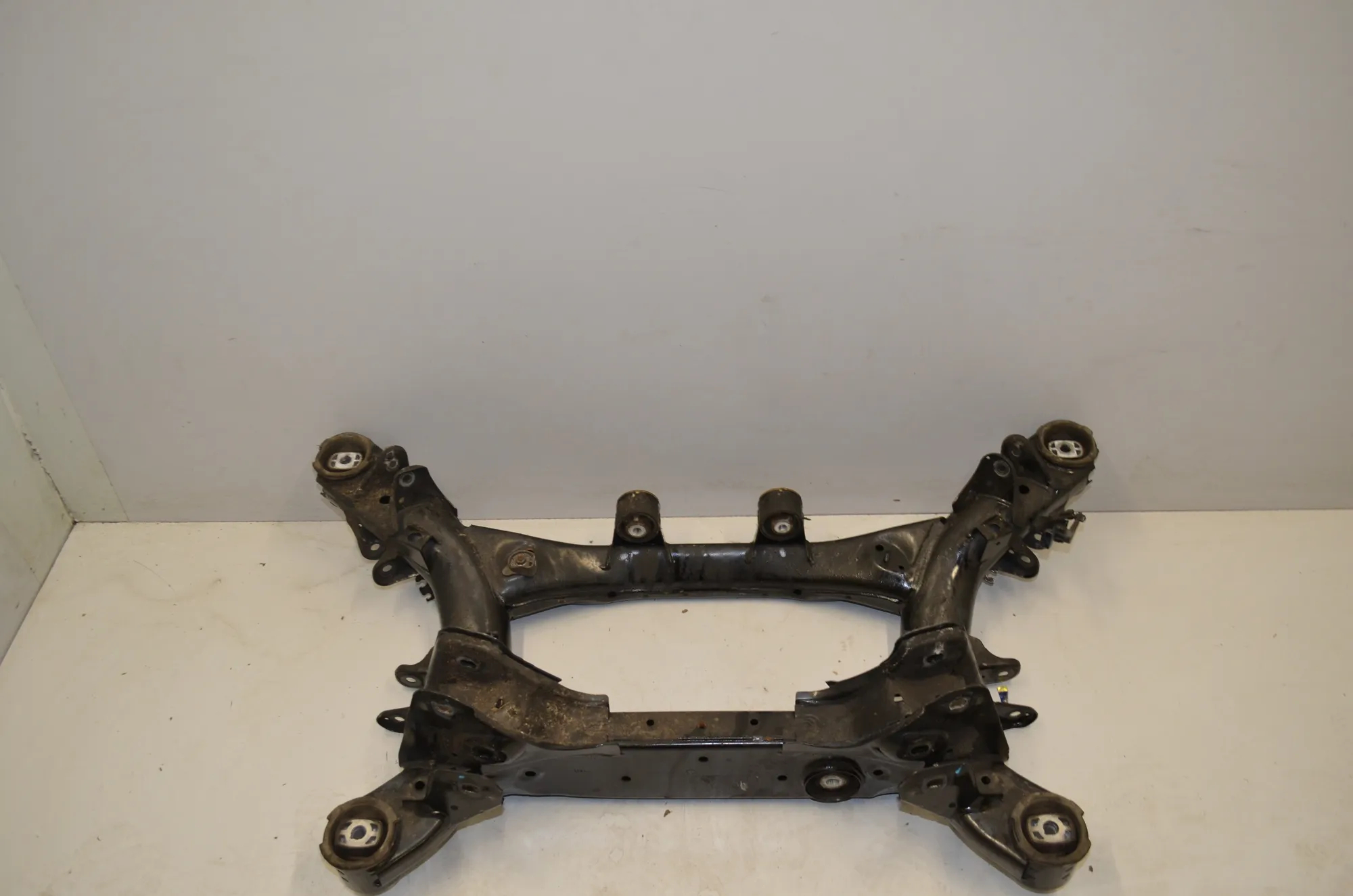 Rear Subframe – OEM 6874404 · BMW X3 (G01, F97) (2017 - -) xDrive 30 e Plug-in-Hybrid 2022 – 3