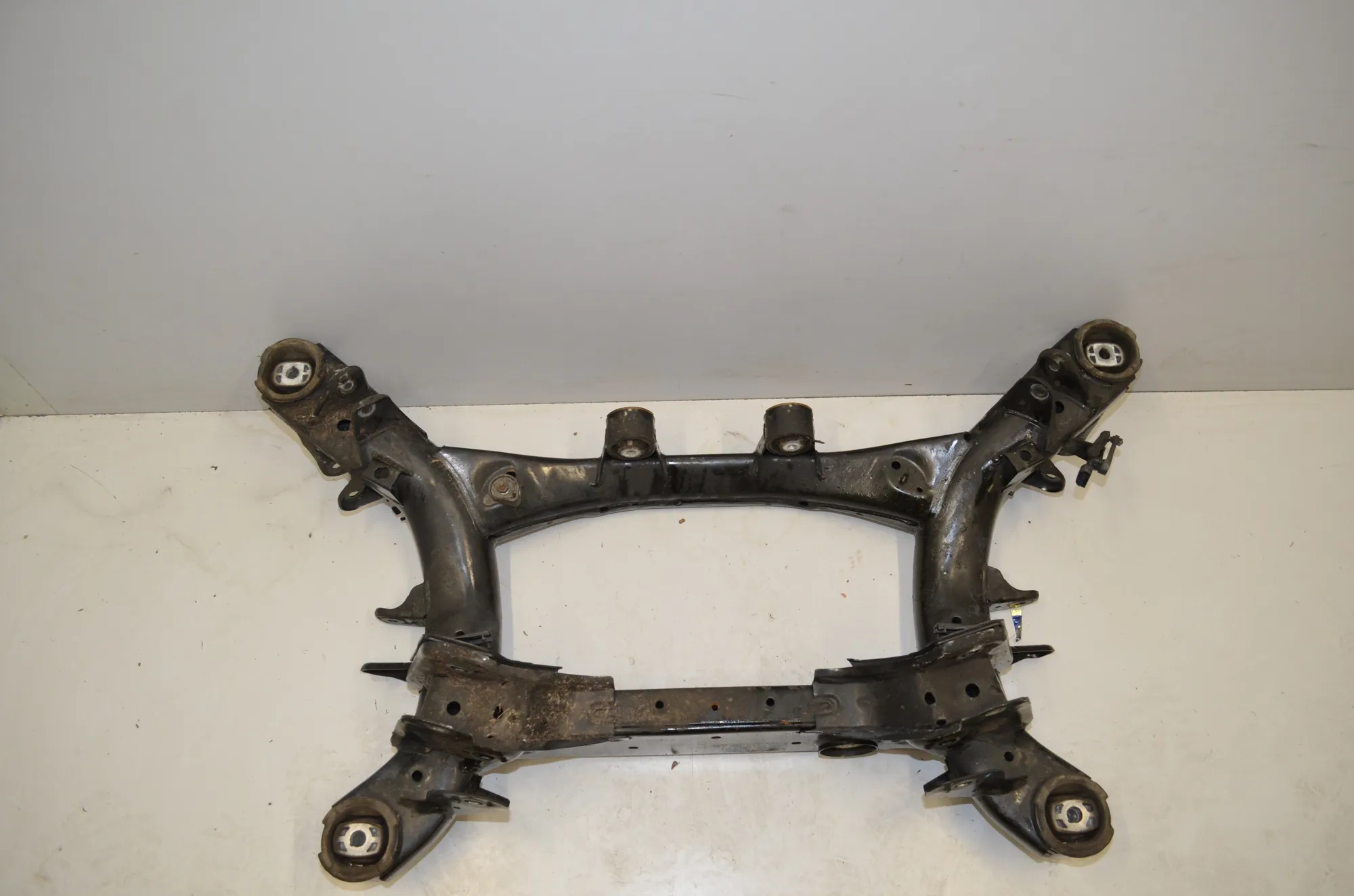 Rear Subframe – OEM 6874404 · BMW X3 (G01, F97) (2017 - -) xDrive 30 e Plug-in-Hybrid 2022 – 4