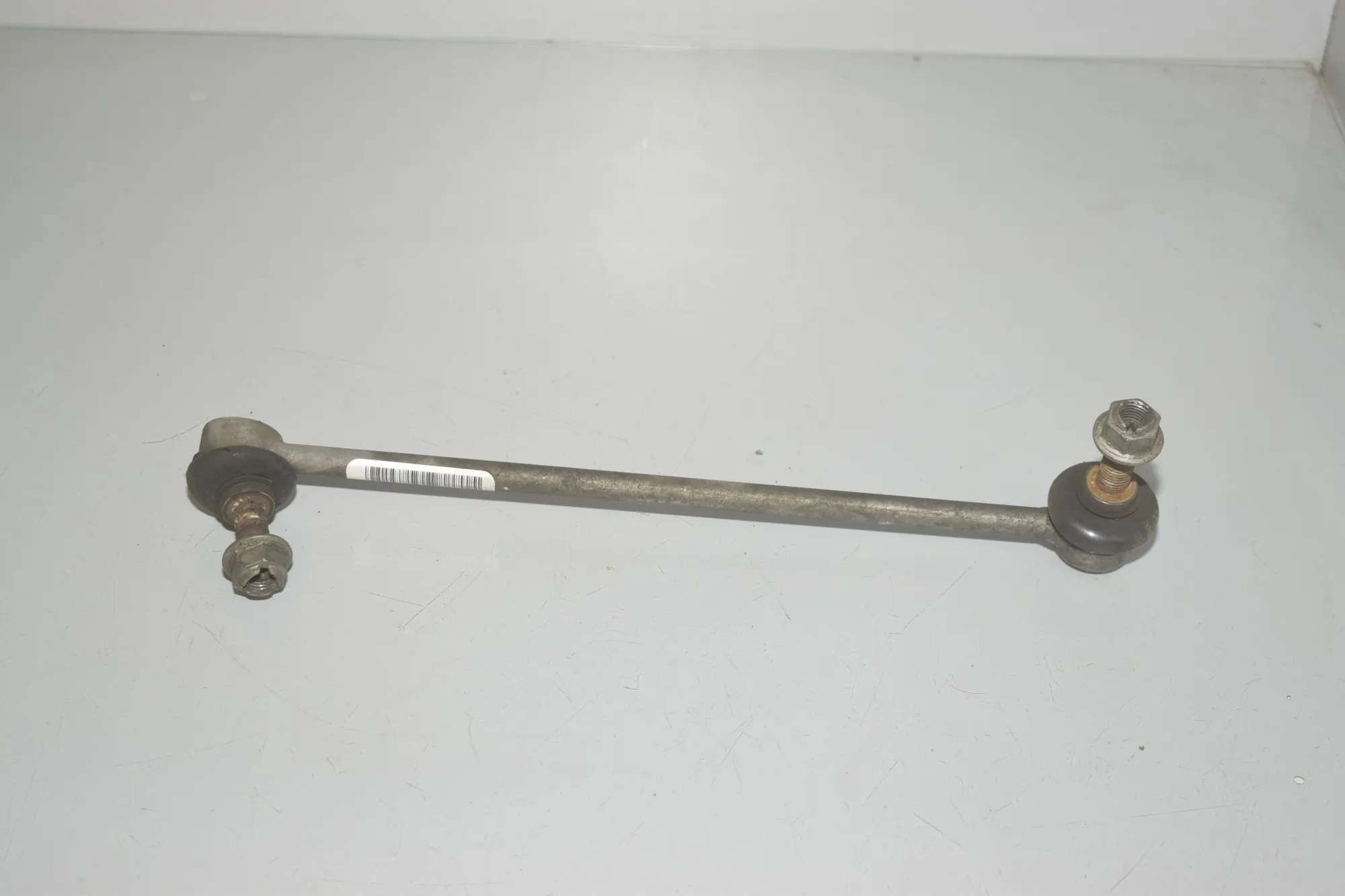 Front Left Stabilizer Link – OEM 6886035 · BMW X3 (G01, F97) (2017 - -) xDrive 30 e Plug-in-Hybrid 2022 – 3