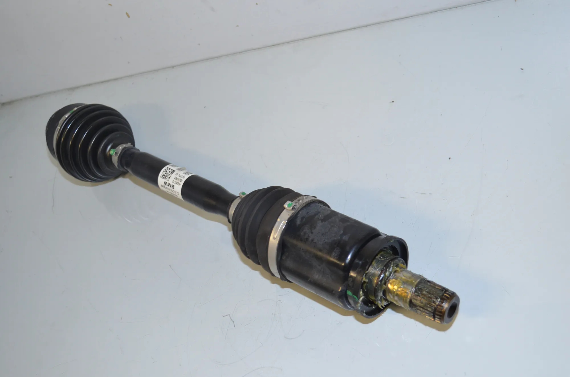 Front Left Driveshaft – OEM 8643183 · BMW X3 (G01, F97) (2017 - -) xDrive 30 e Plug-in-Hybrid 2022 – 2