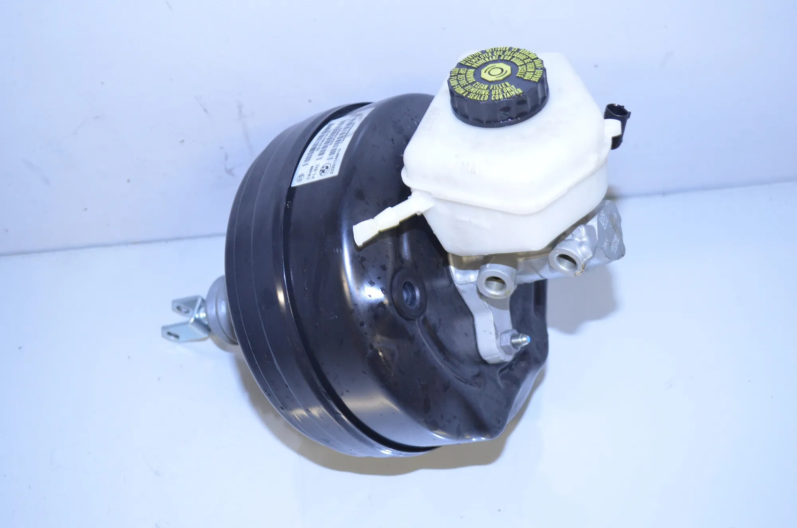 Brake Servo Booster – OEM 6798418 · BMW 3 (F30, F80) 318 d 2013 – 2