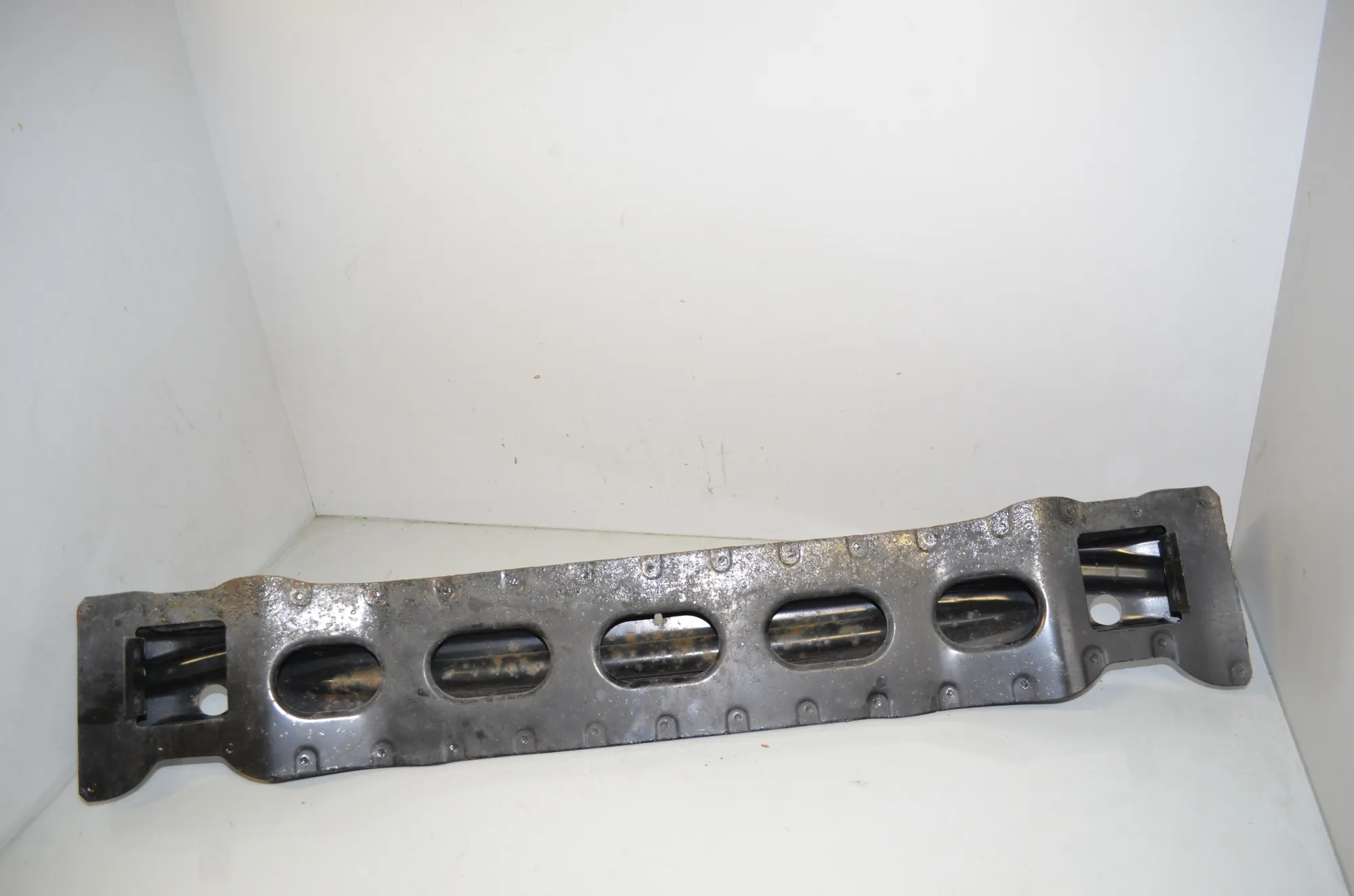 Rear Crash Reinforcement Bar – OEM 7296780 · BMW i3 (I01) Electric 2019 – 4