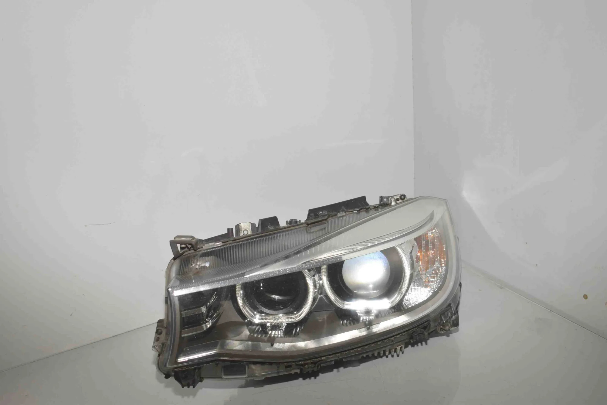Front Left Headlight – OEM 7285685 · BMW 3 Gran Turismo (F34) 320 d xDrive 2013 – 2