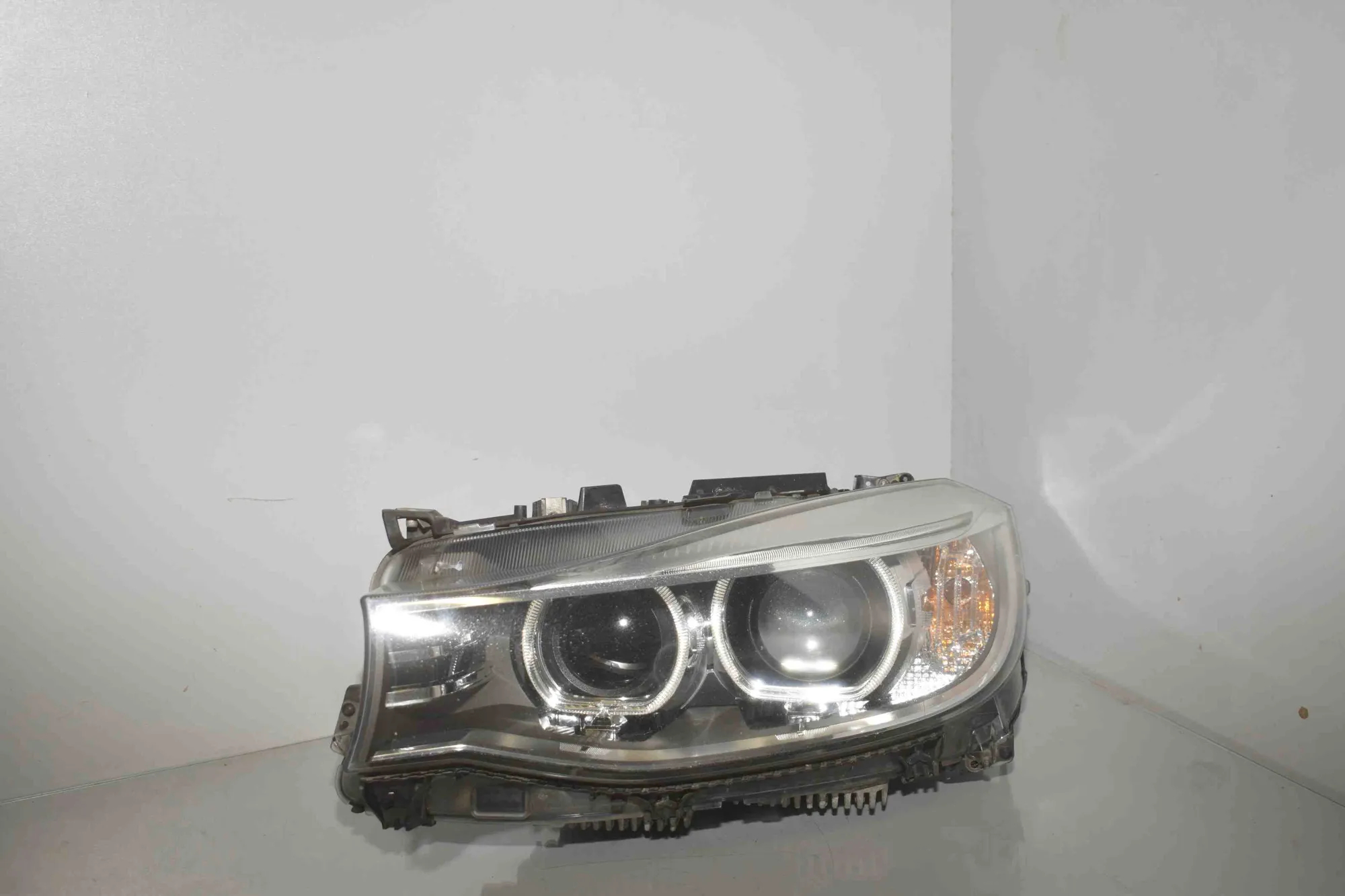Front Left Headlight – OEM 7285685 · BMW 3 Gran Turismo (F34) 320 d xDrive 2013 – 3